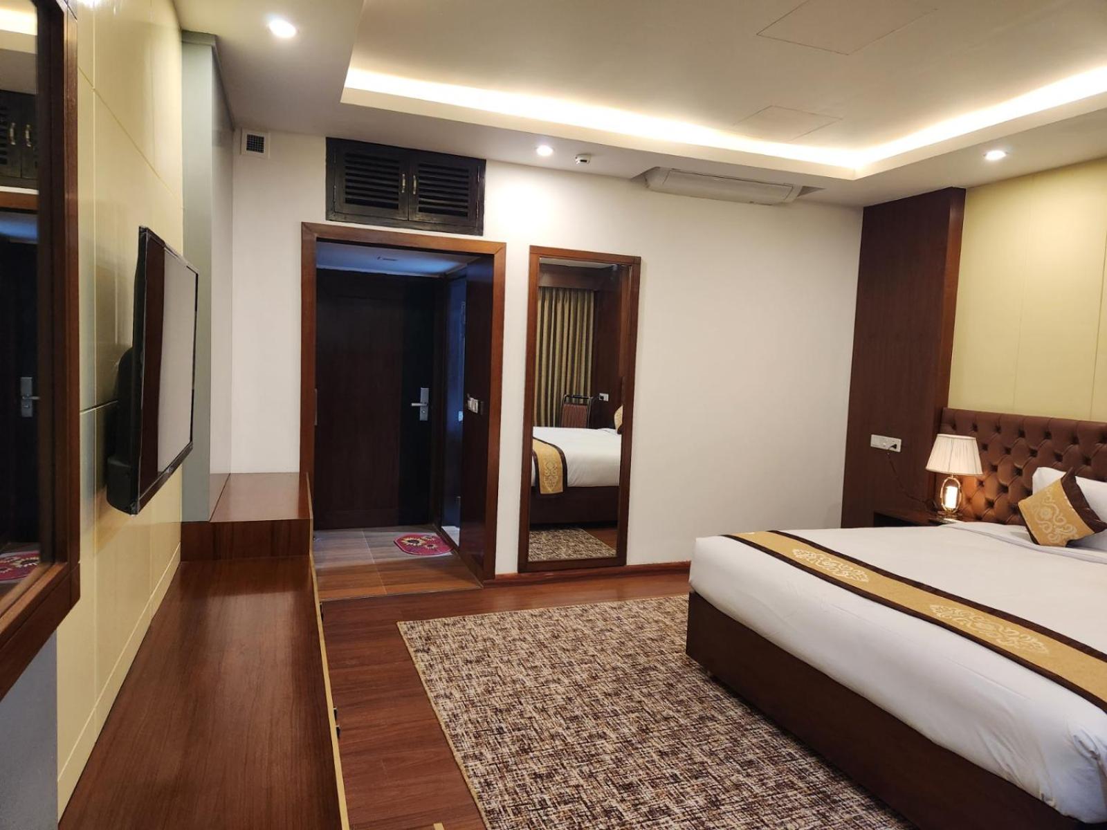 Deluxe Double Room with Balcony