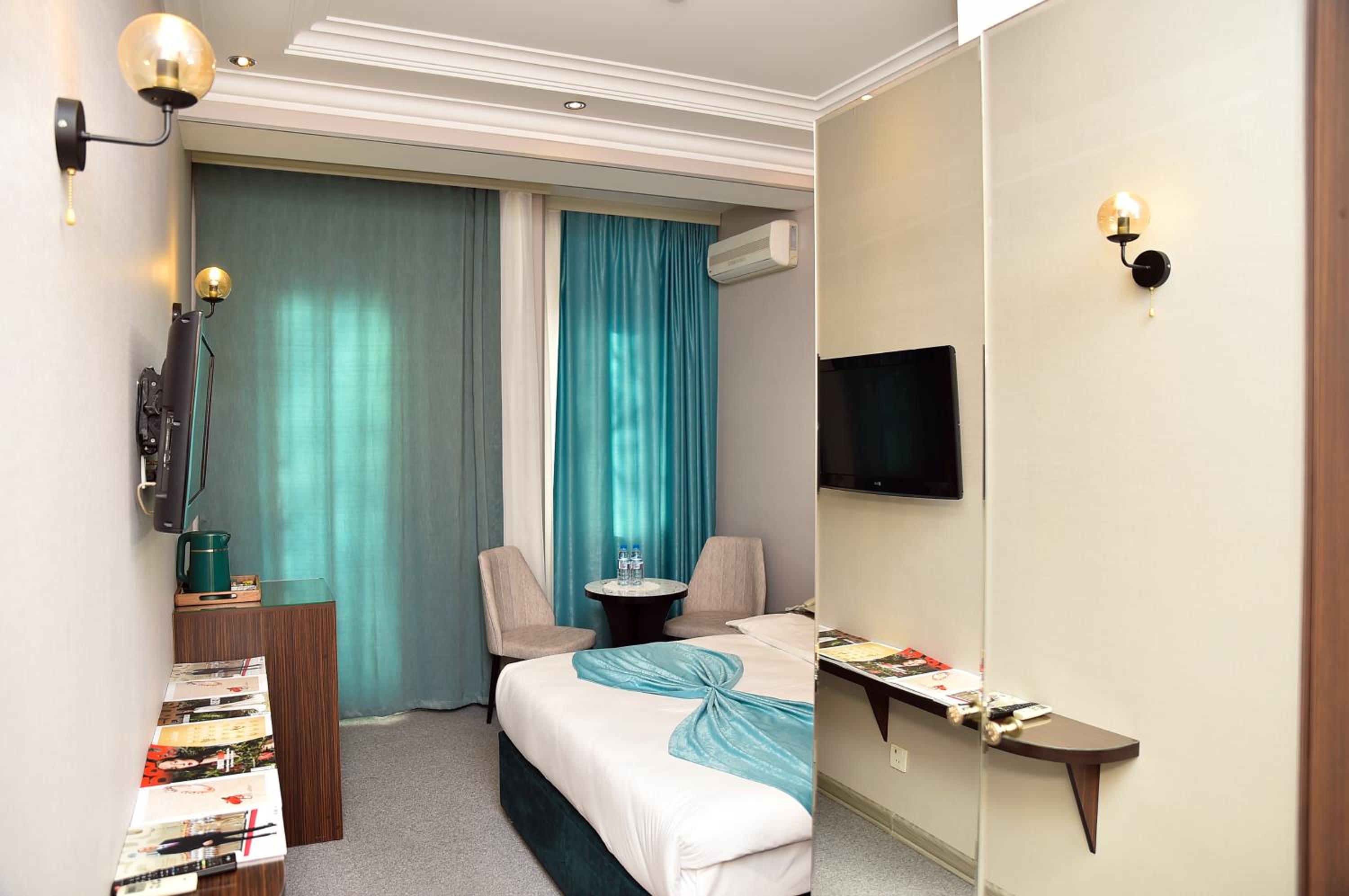Double Room with Balcony photo 1