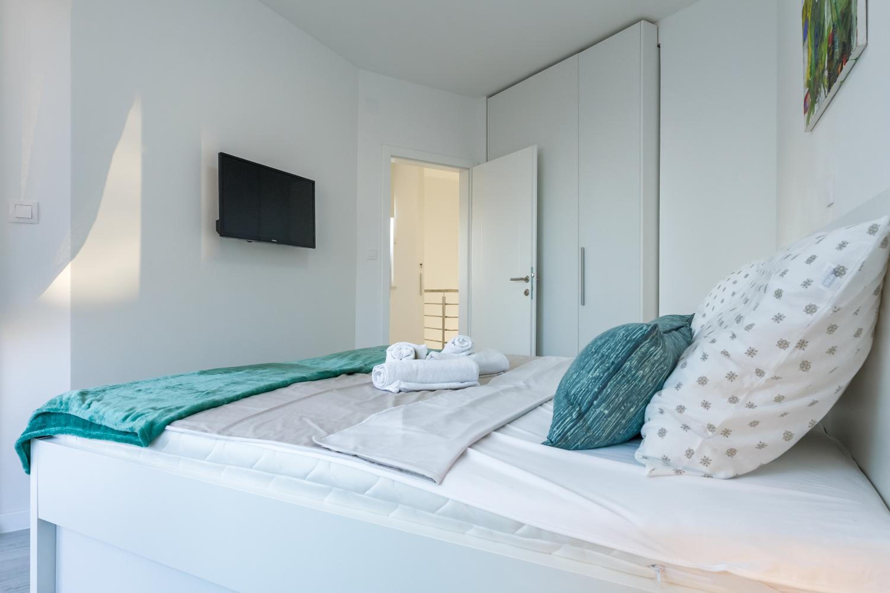 Duplex Apartment - Photo 6