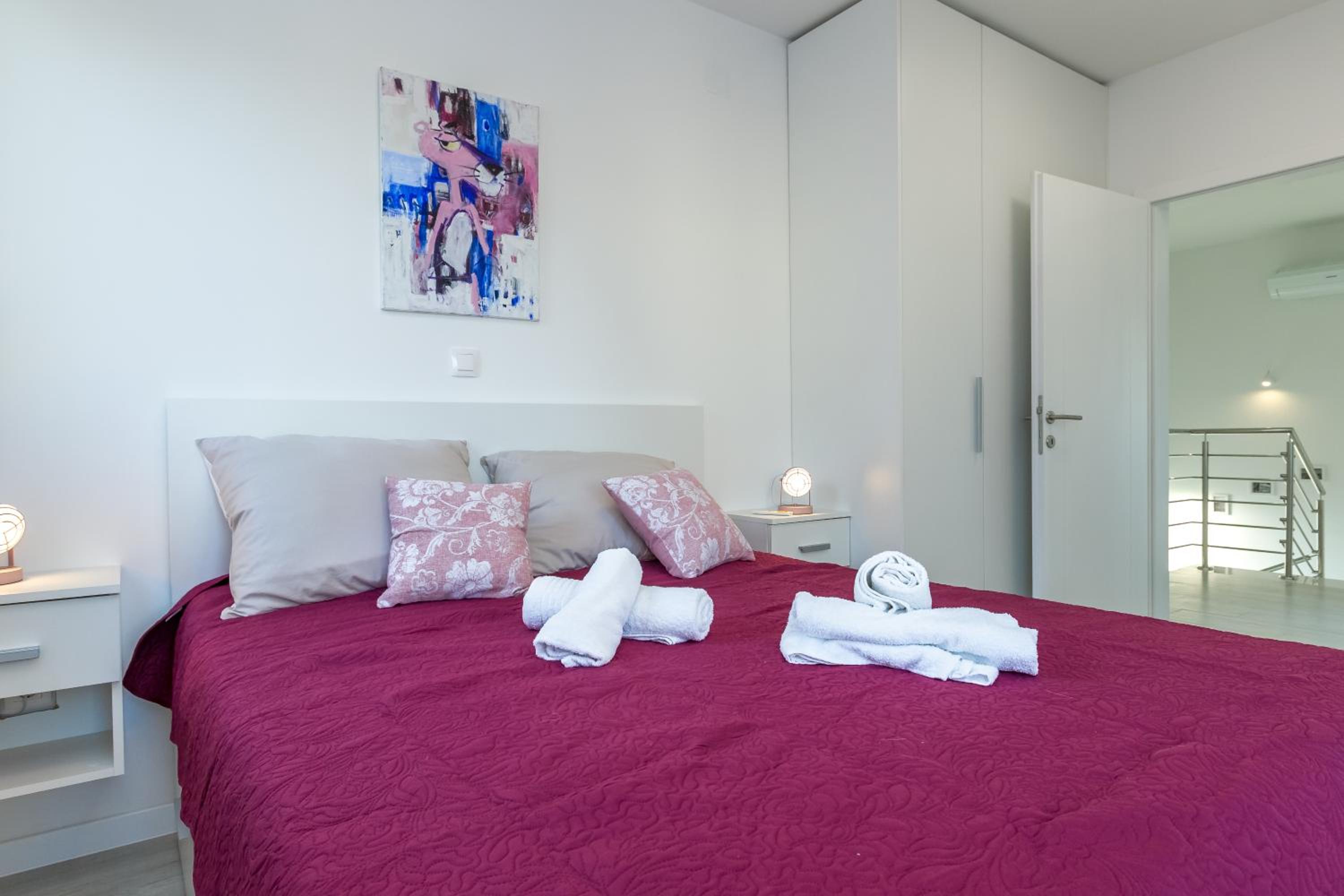 Duplex Apartment - Photo 5