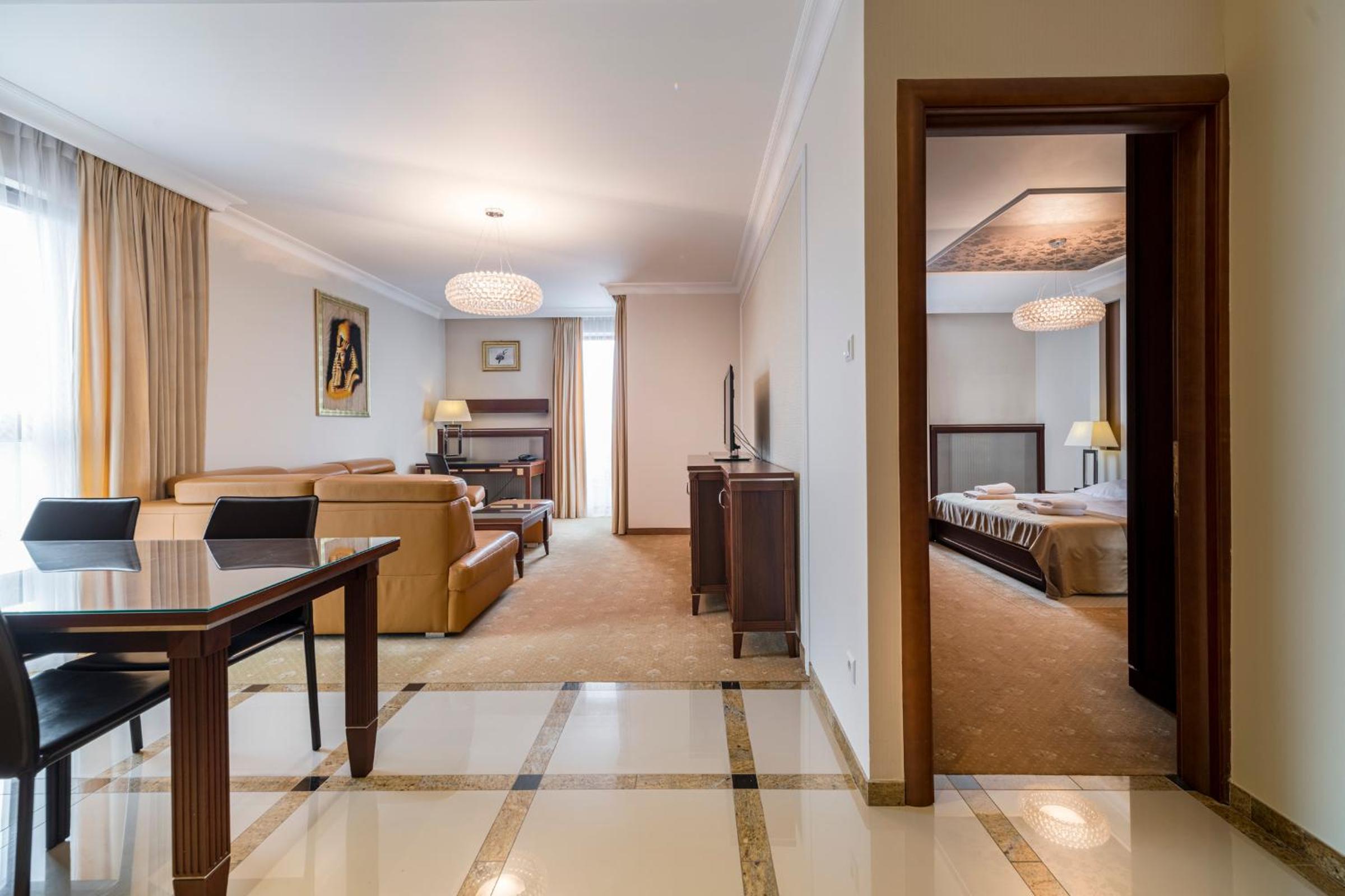 Executive Apartment photo 2