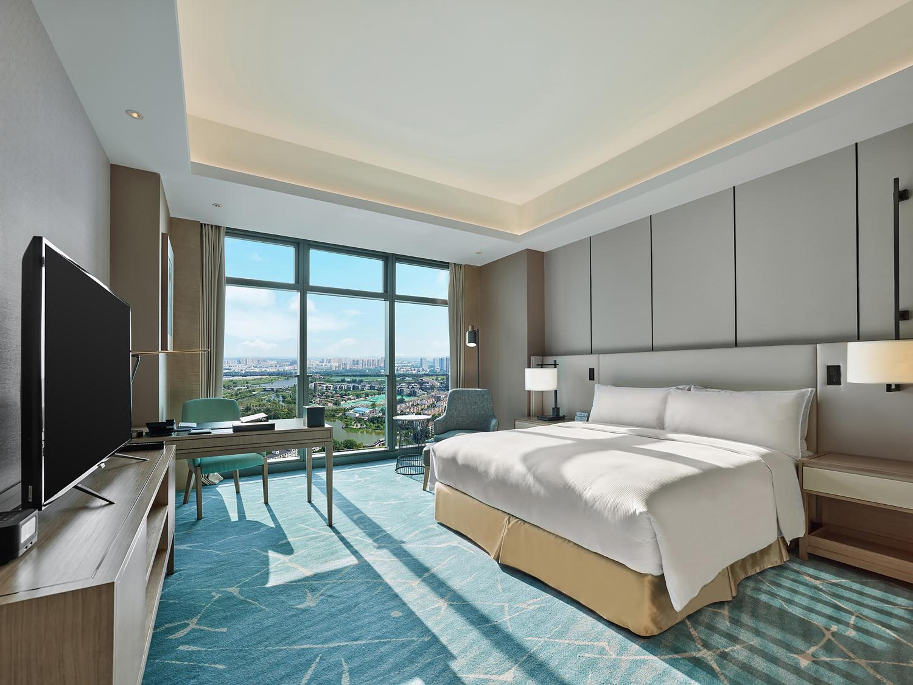 King Guest Room - Photo 1