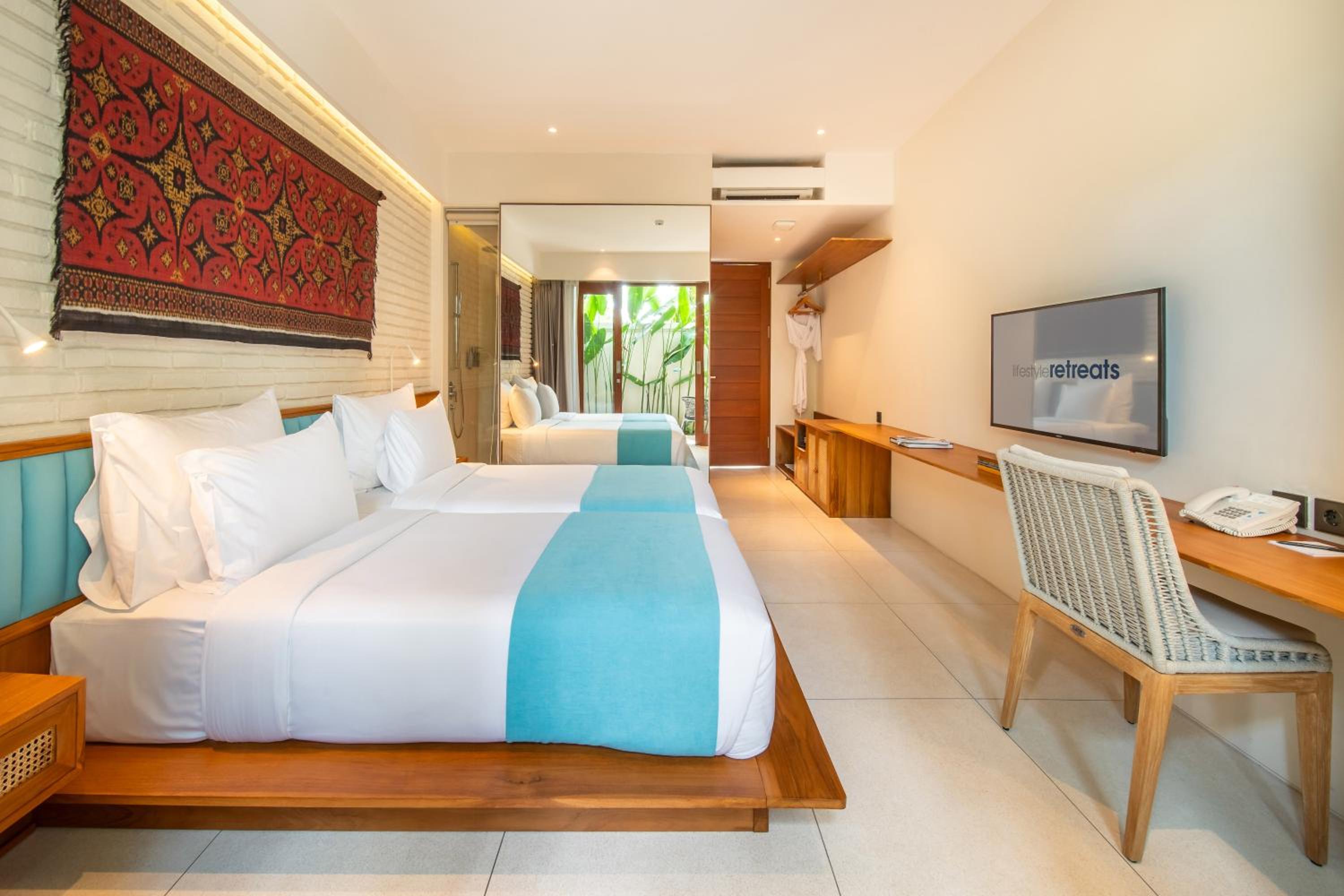 Deluxe Double or Twin Room photo 2