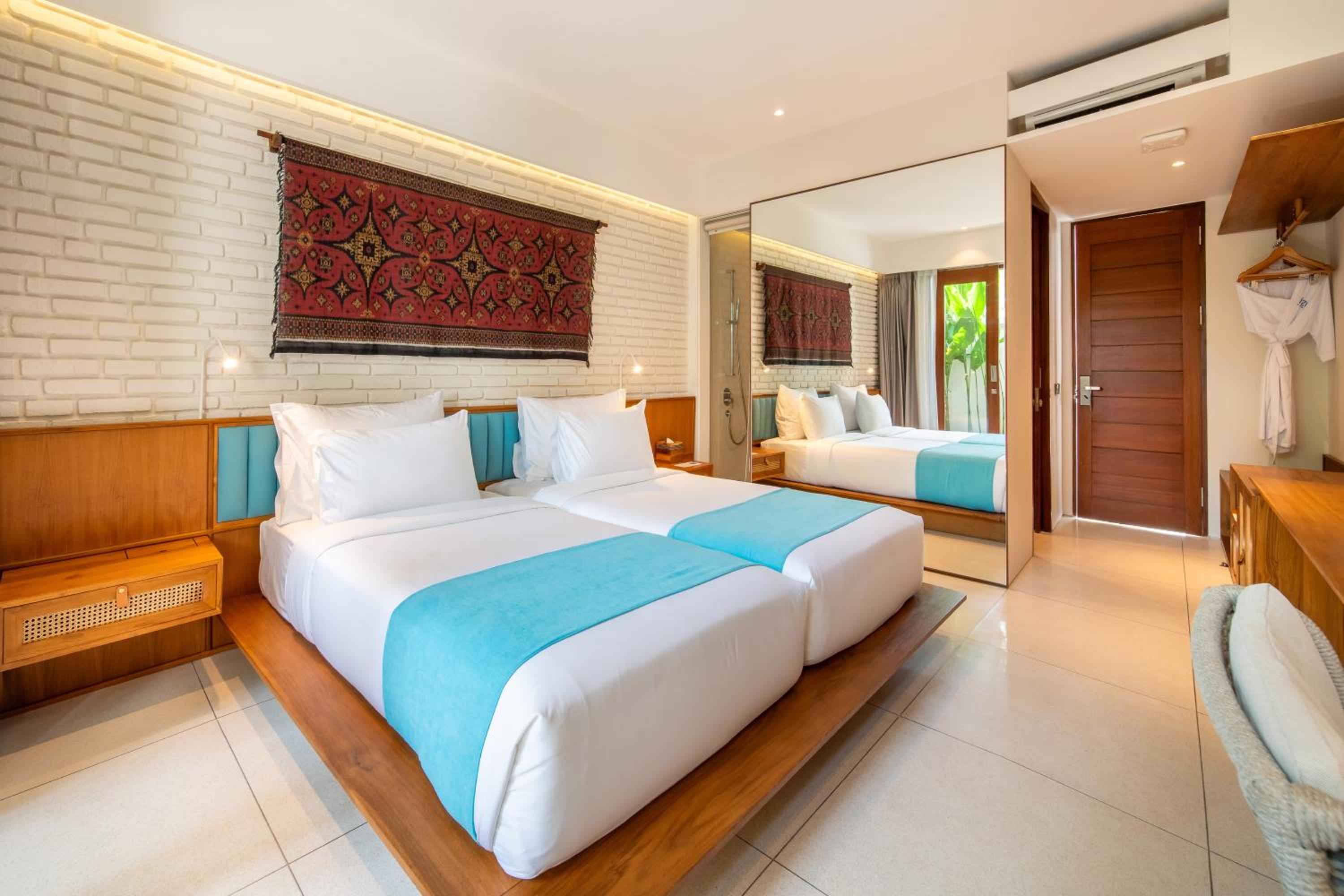 Deluxe Double or Twin Room photo 3