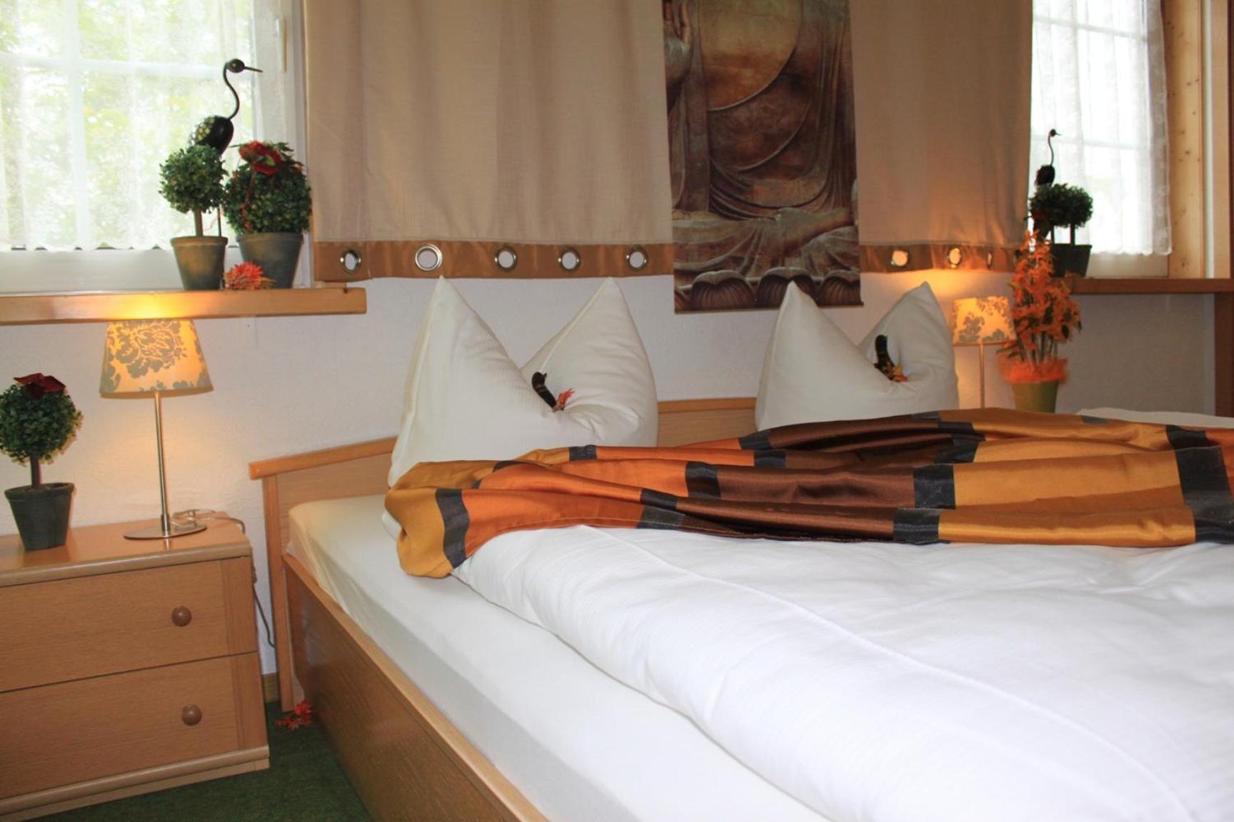 Double Room - Photo 3