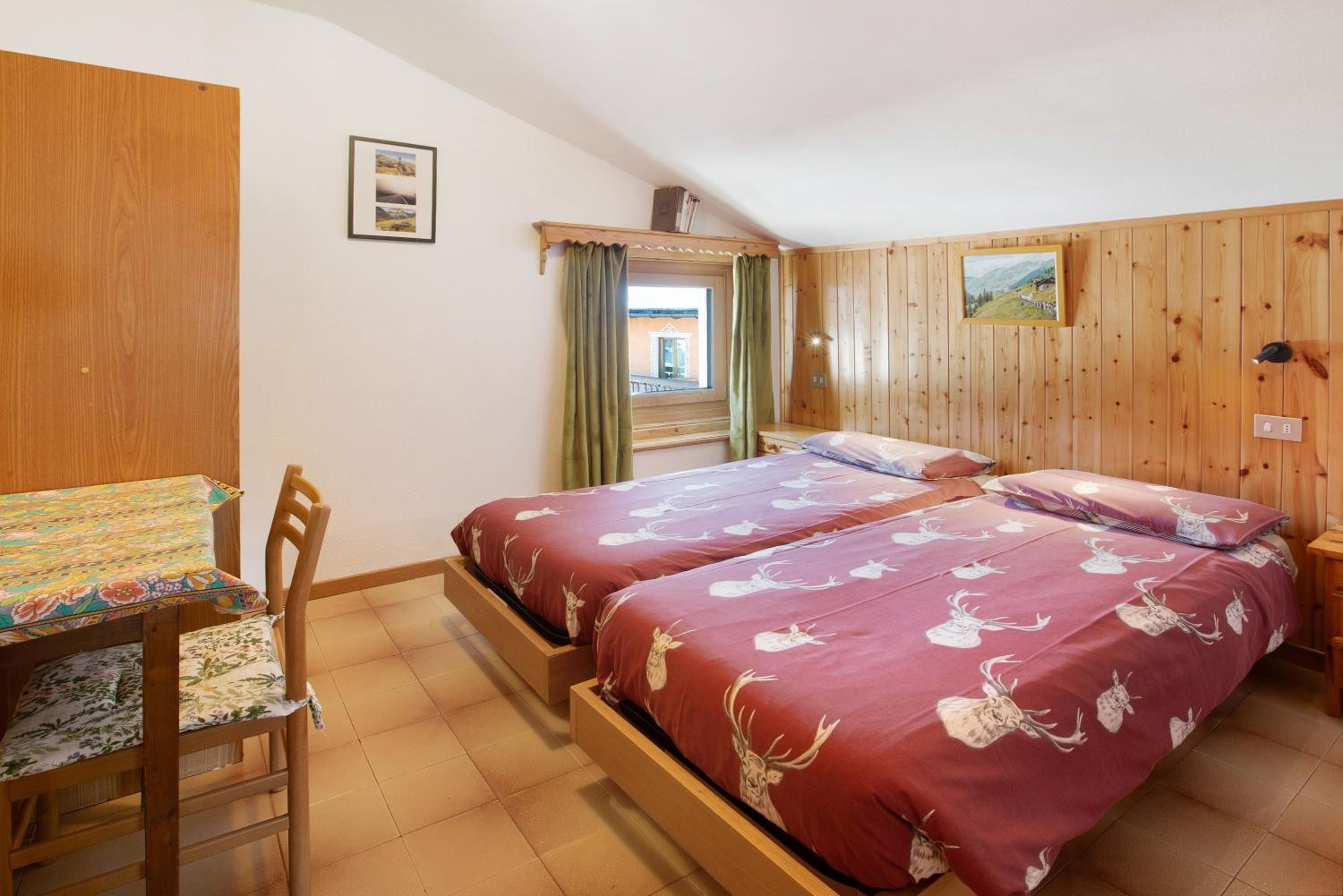 Three-Bedroom Premium Apartment with Balcony