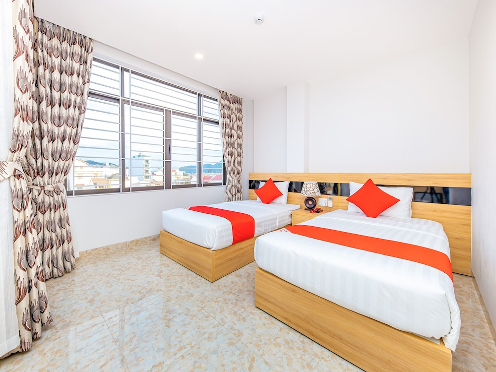 Deluxe Double or Twin Room, Non Smoking, City View