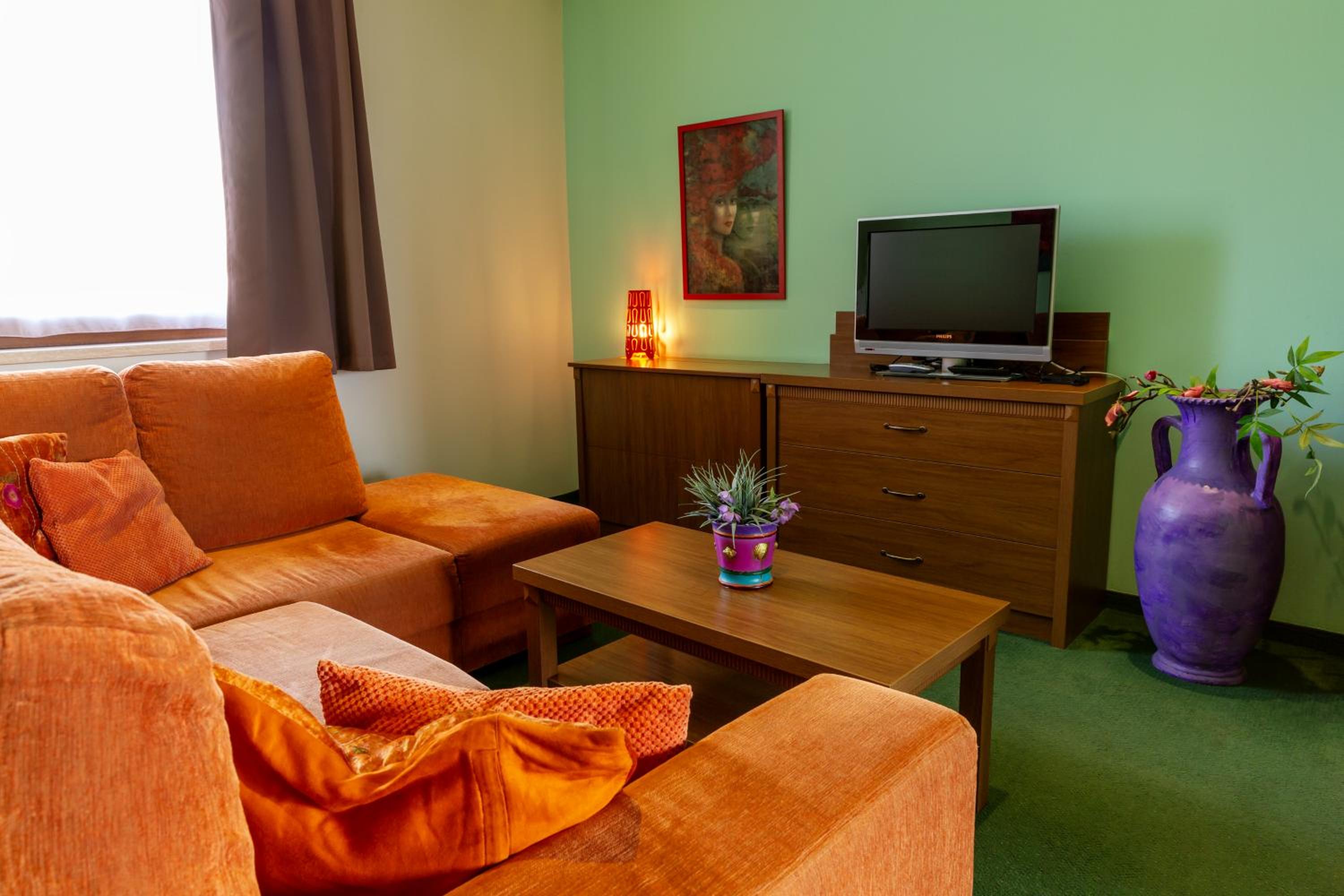 Apartment - Photo 4