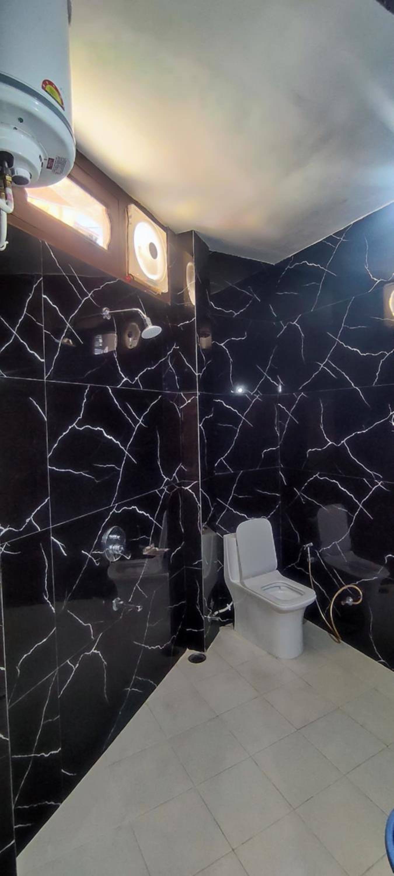 Double or Twin Room with Private Bathroom photo 3