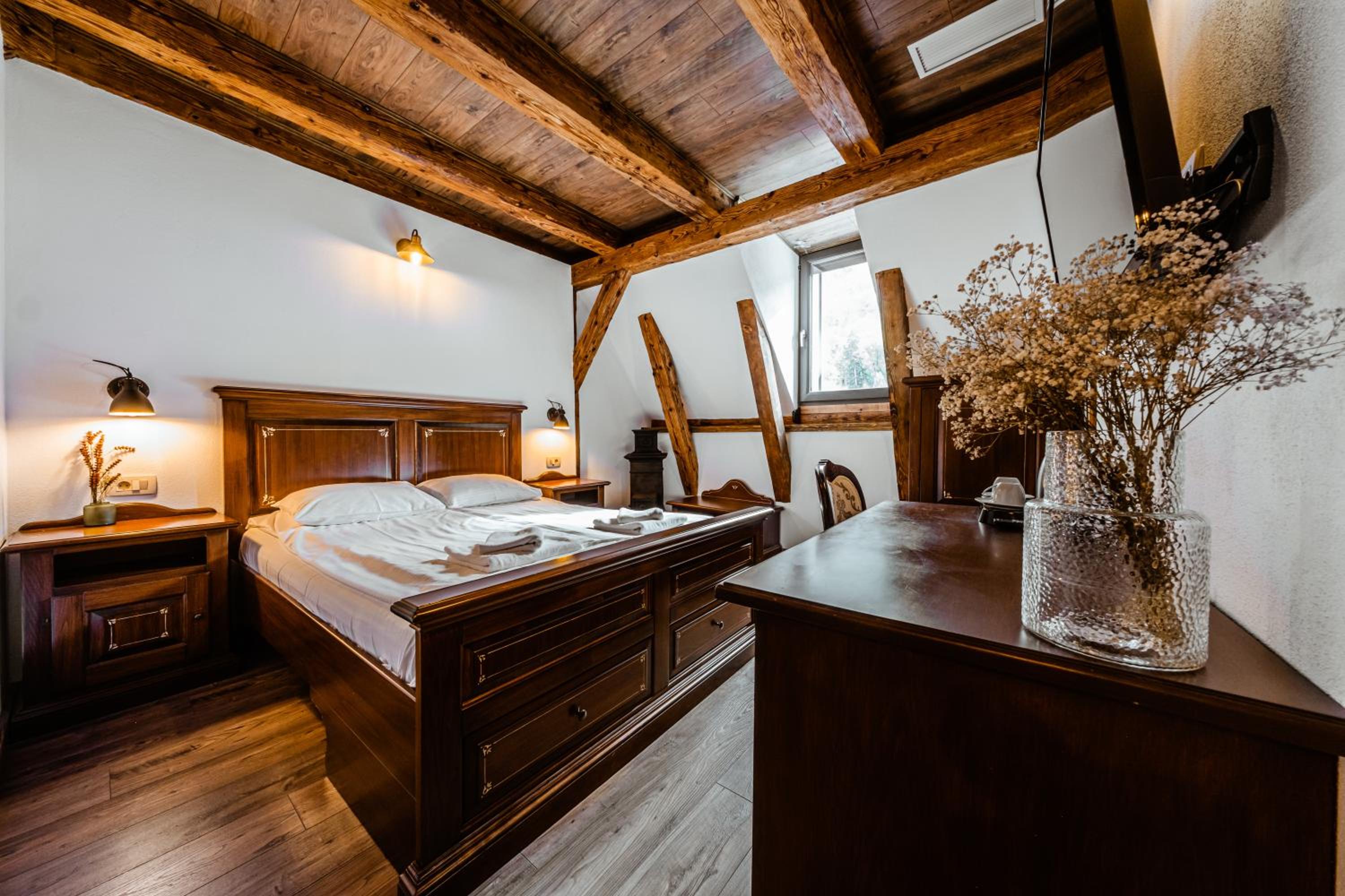 Deluxe Double Room - Nicolae Balcescu 13 - Photo 1