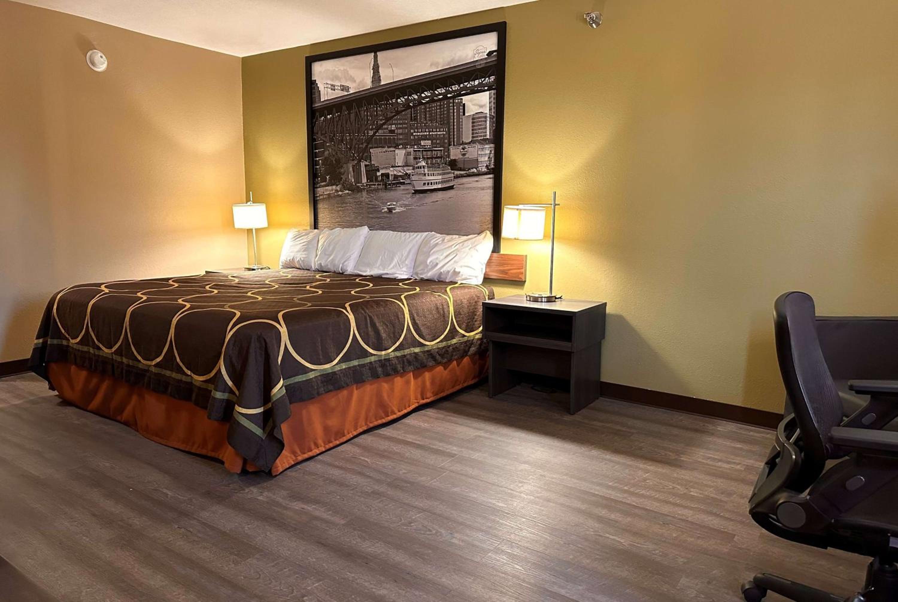 King Studio Suite - Non-Smoking - Photo 1