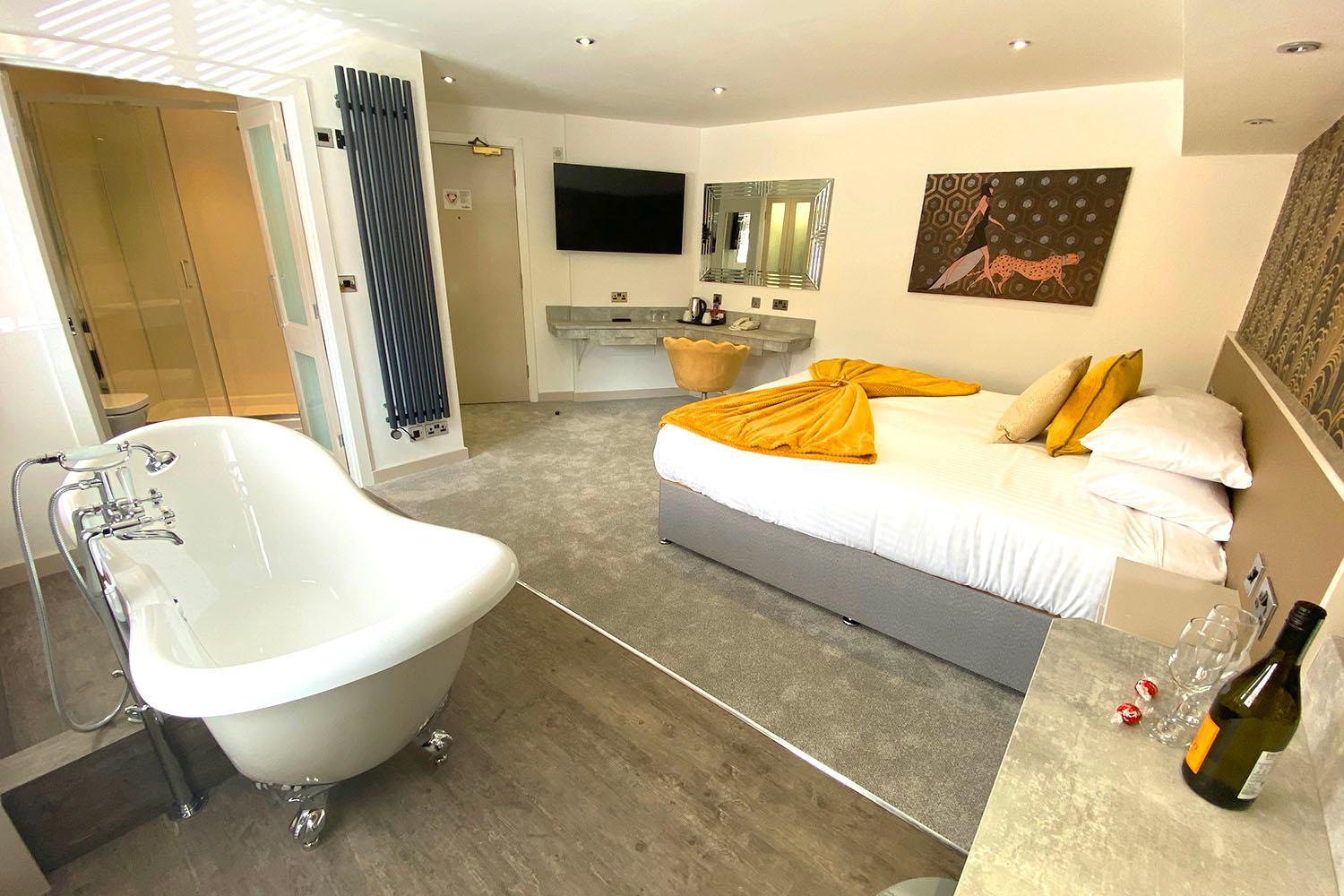Superior King Room photo 2