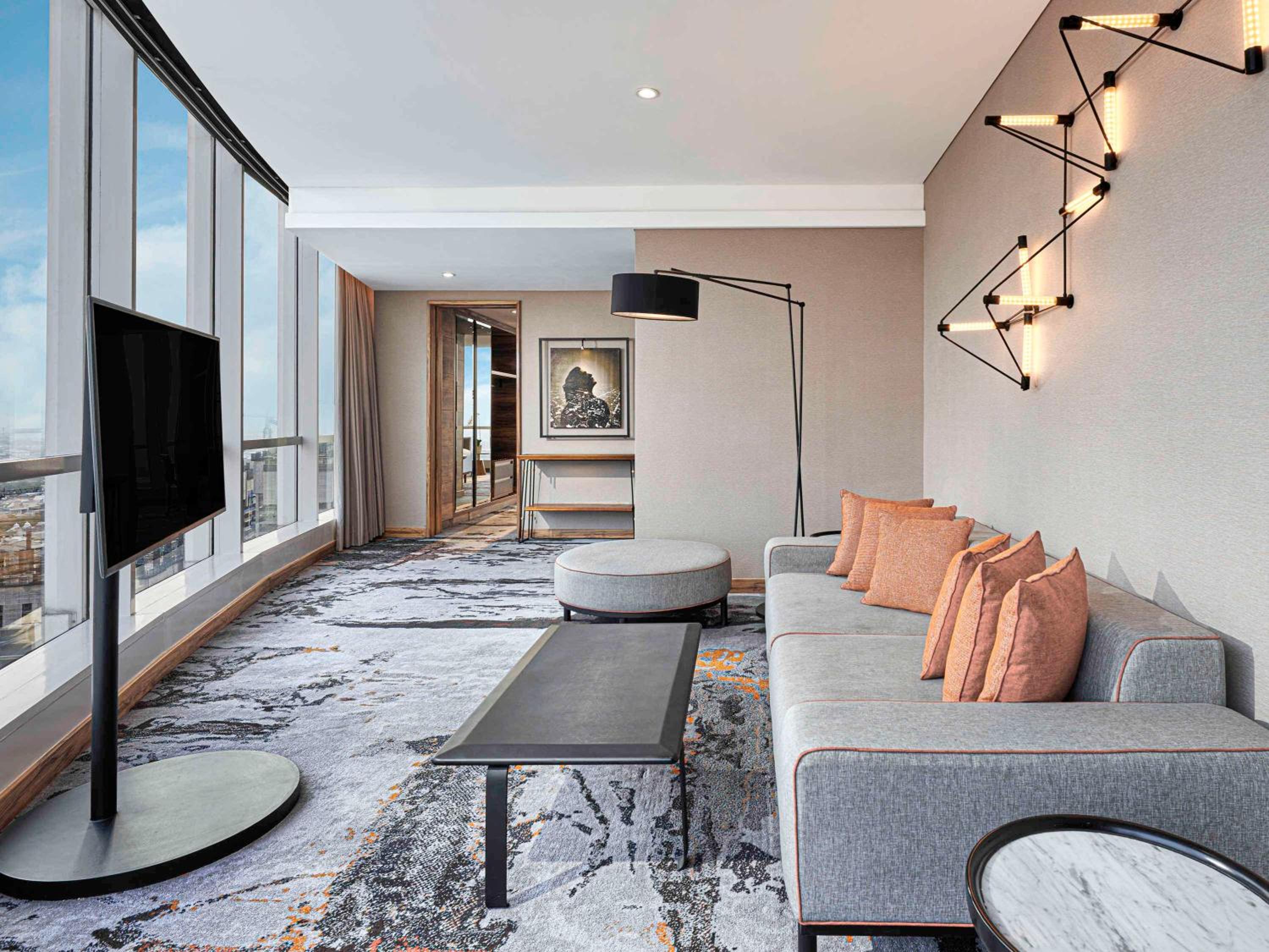 Swiss Grand King Suite - Photo 2