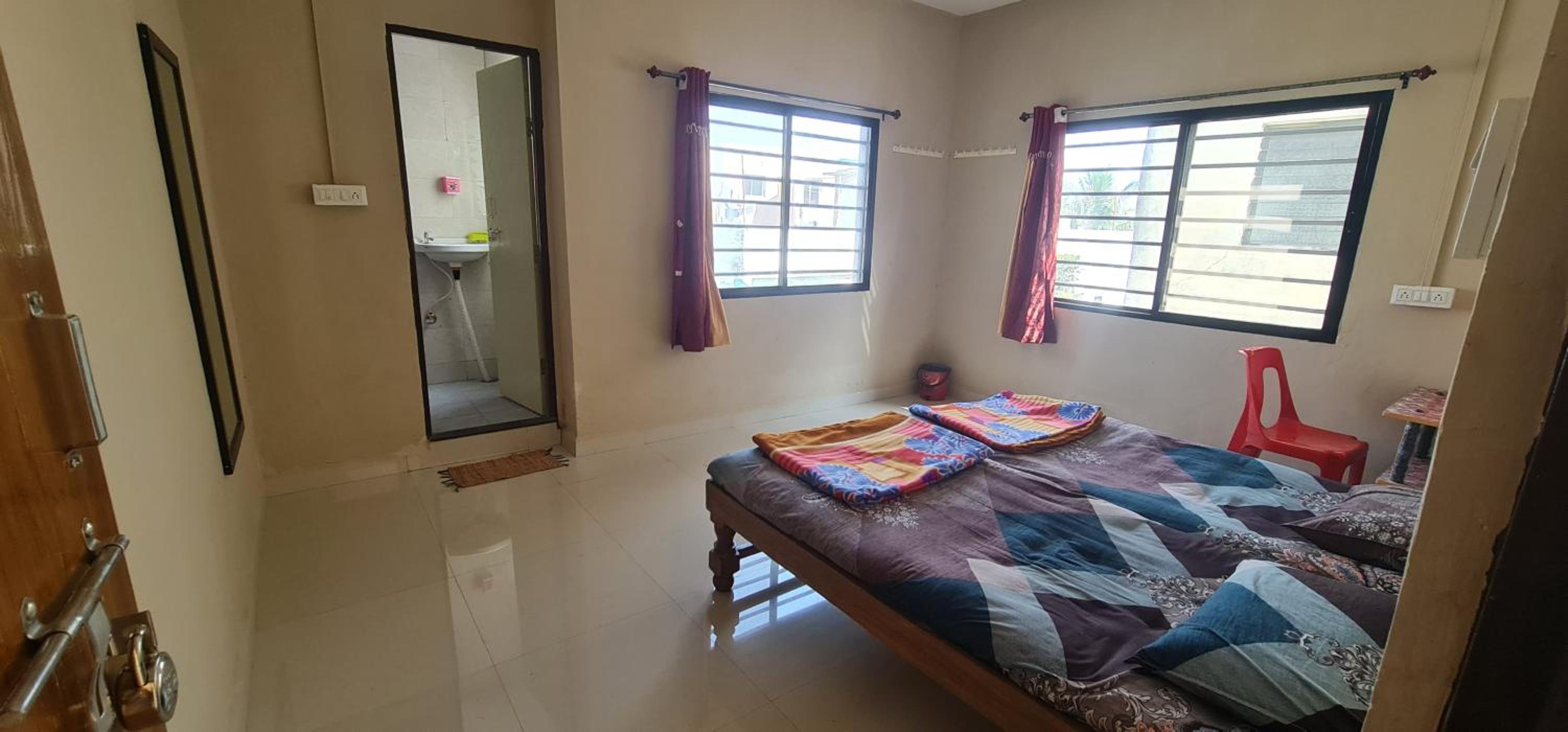 Double Room with Private Bathroom photo 2
