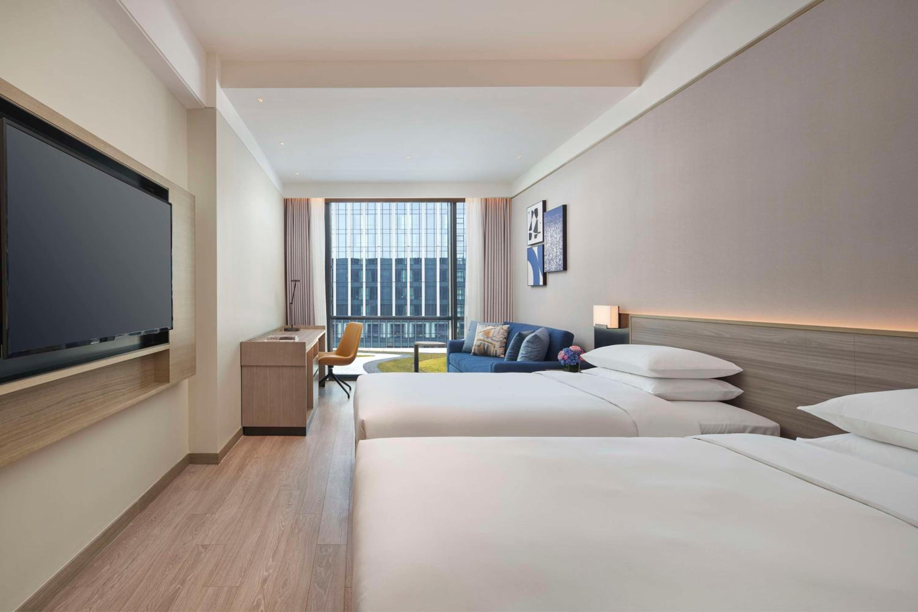 Twin Room with Sofa Bed photo 1