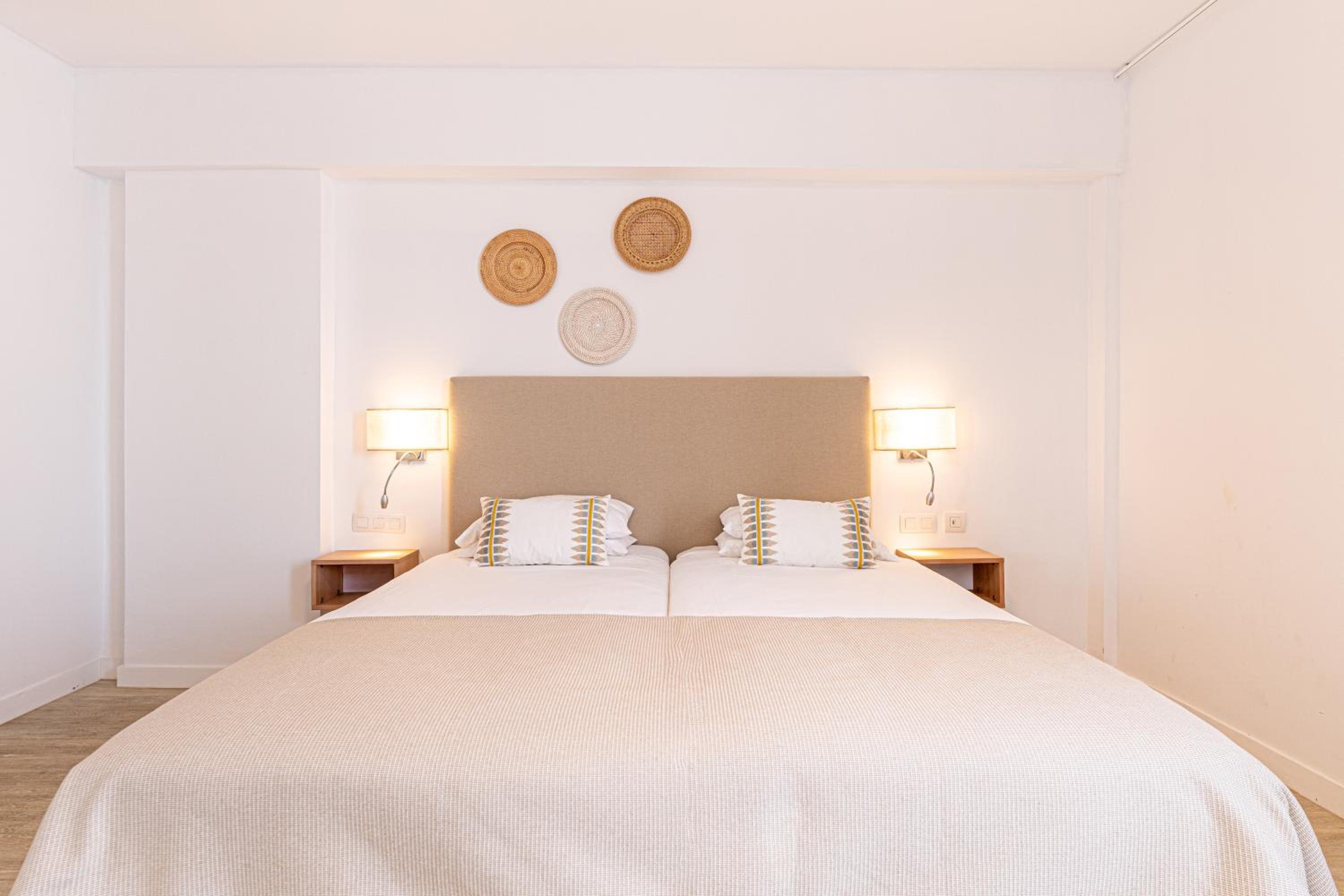 Apartamento con vista a la montaña (1 adulto + 2 niños)
