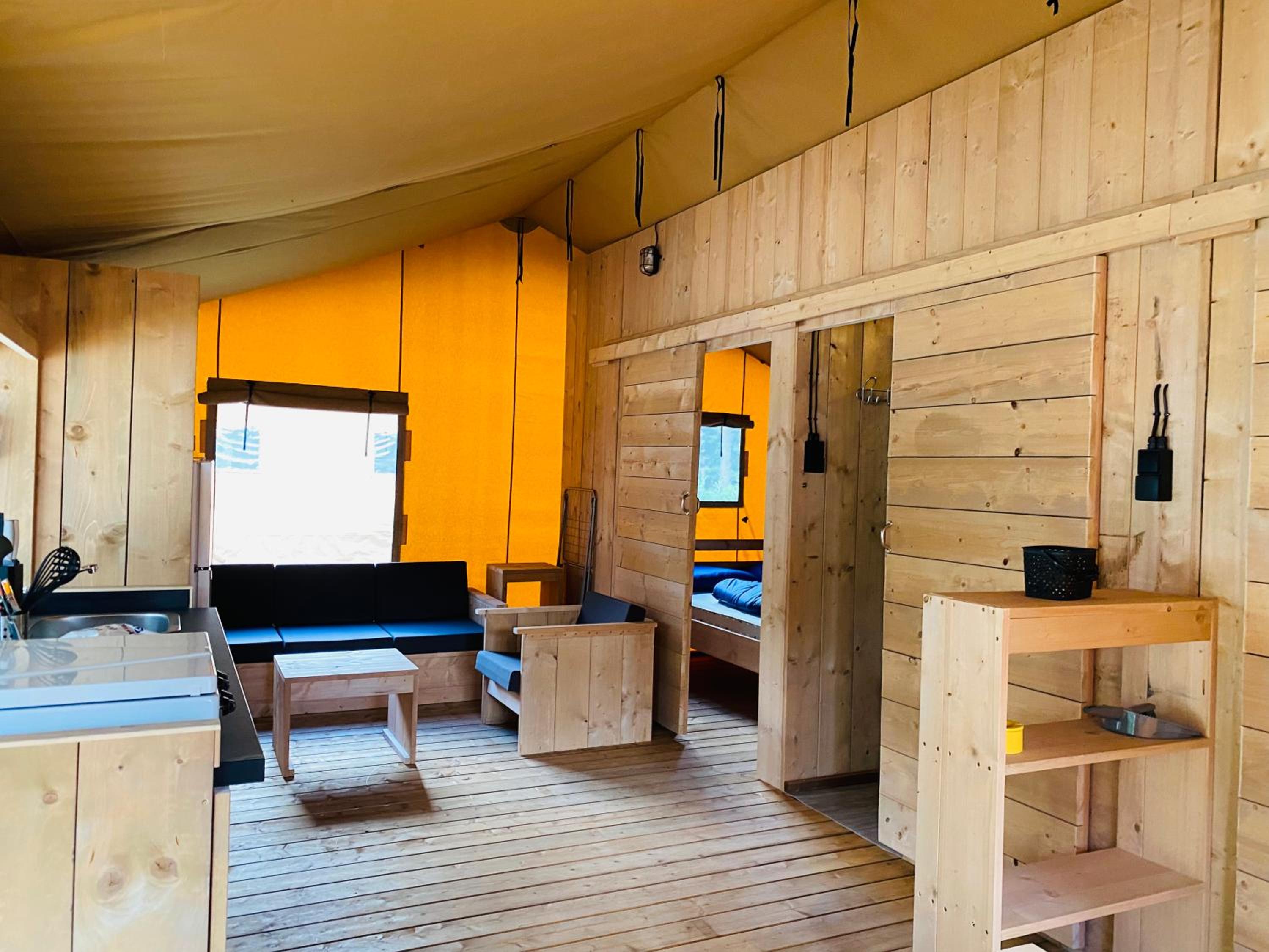 Tent 8