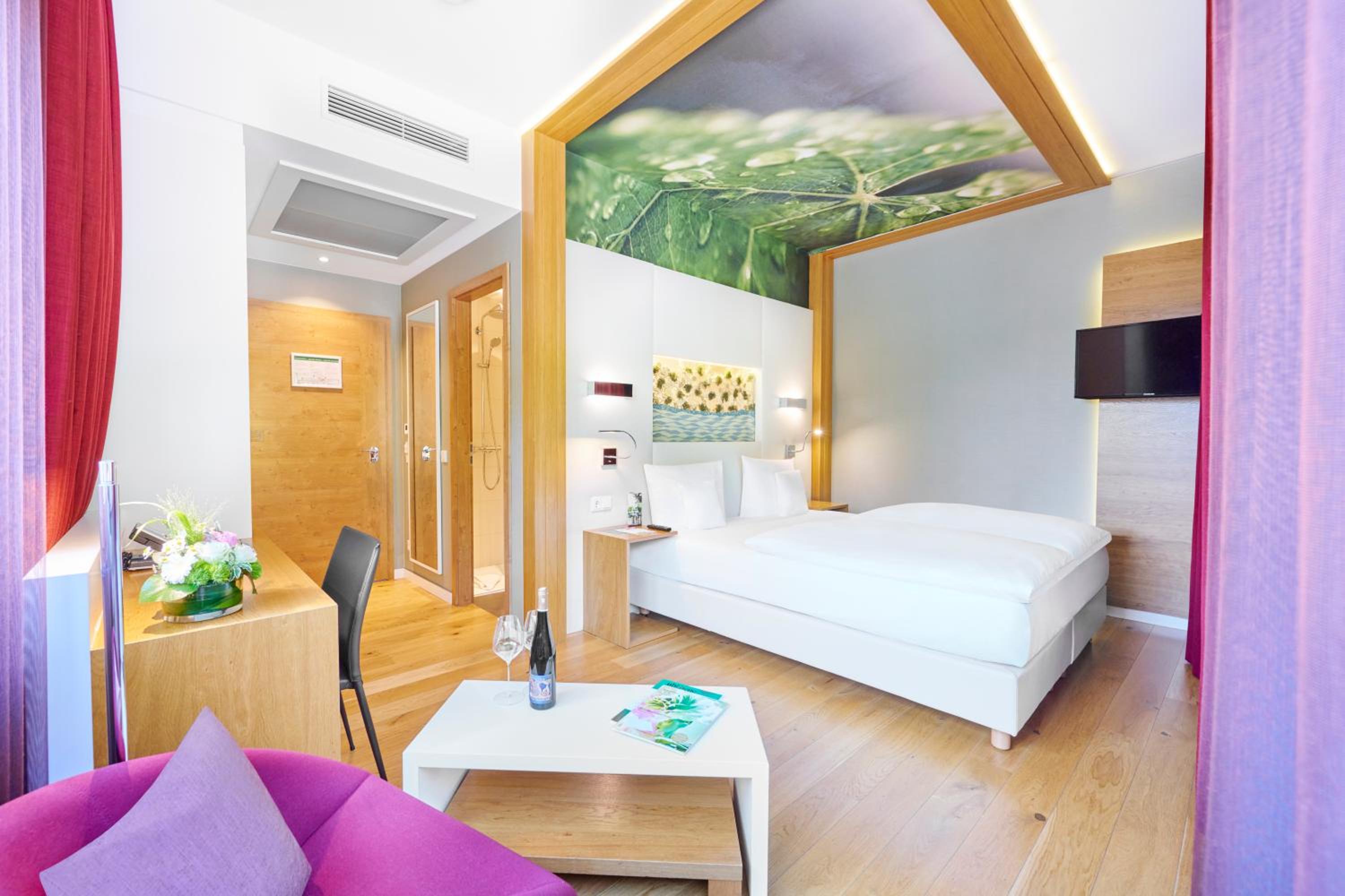 Standard Double or Twin Room photo 1