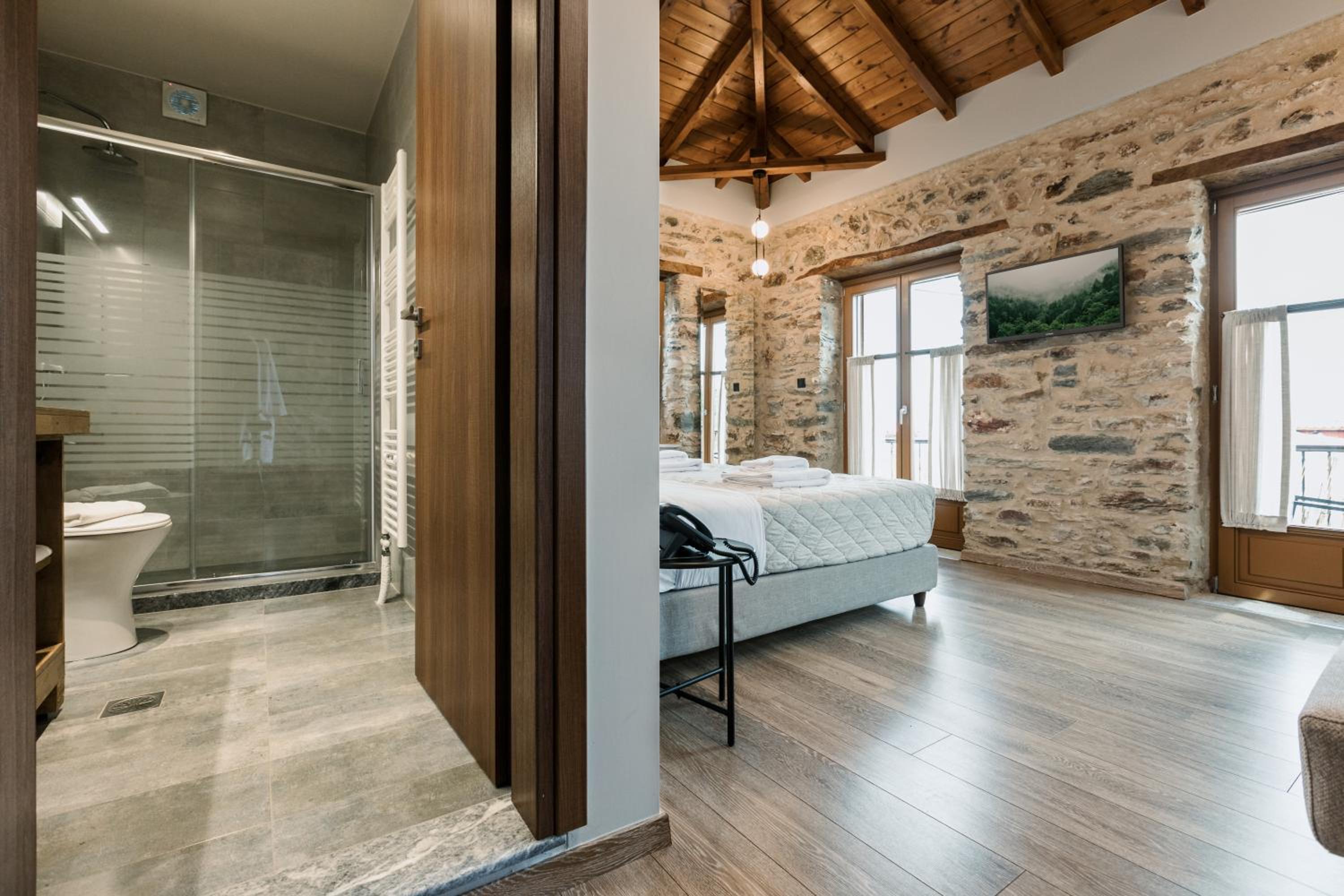 Deluxe Double Room with Balcony