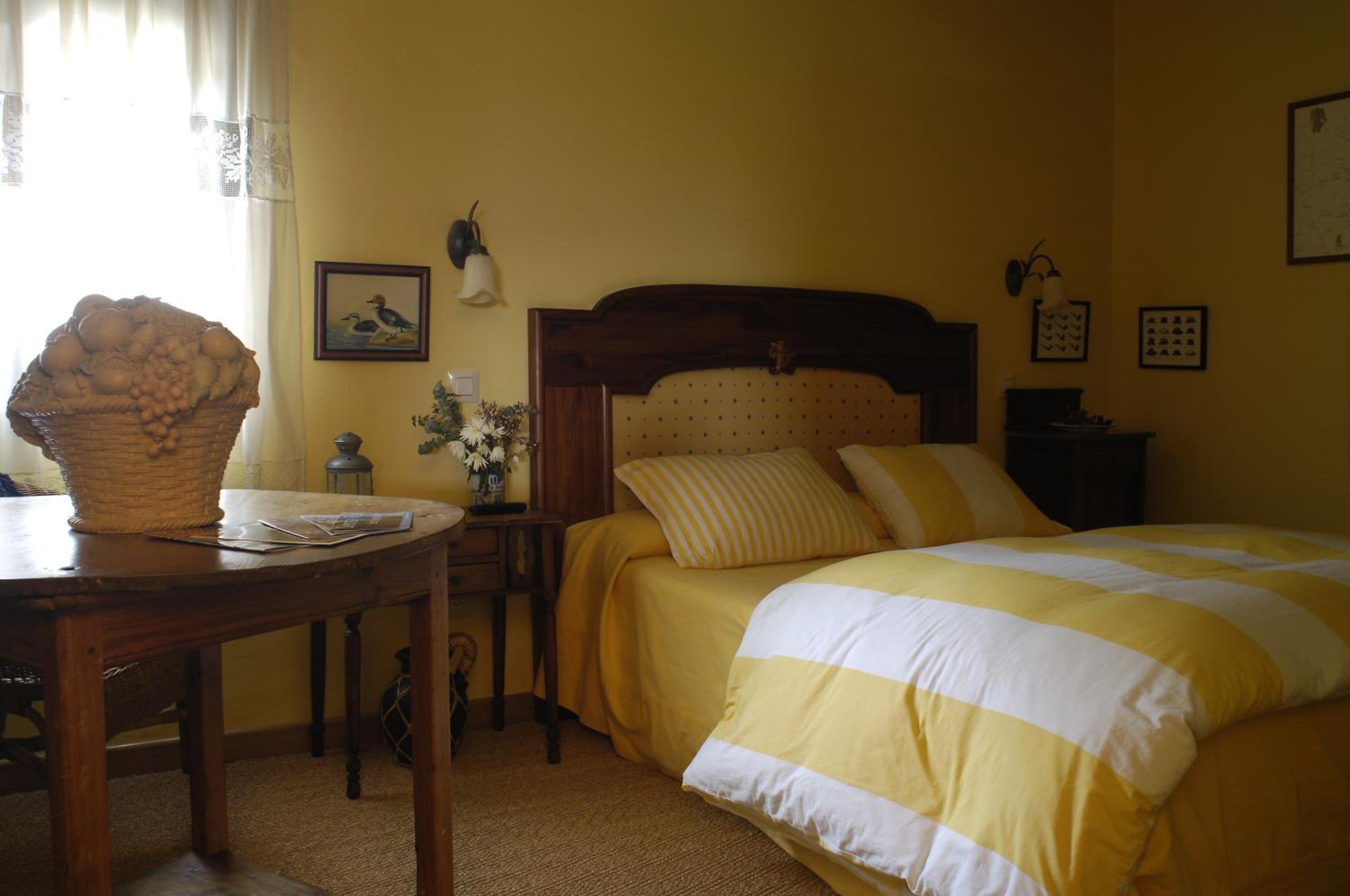 Double Room Charming - Photo 3