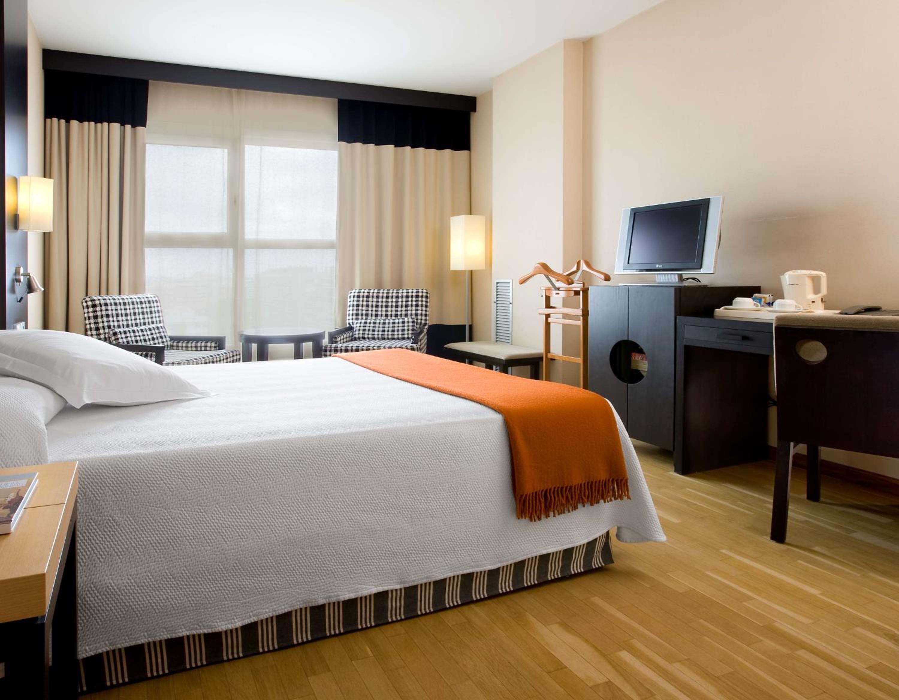 Superior Double Or Twin Room - Photo 1