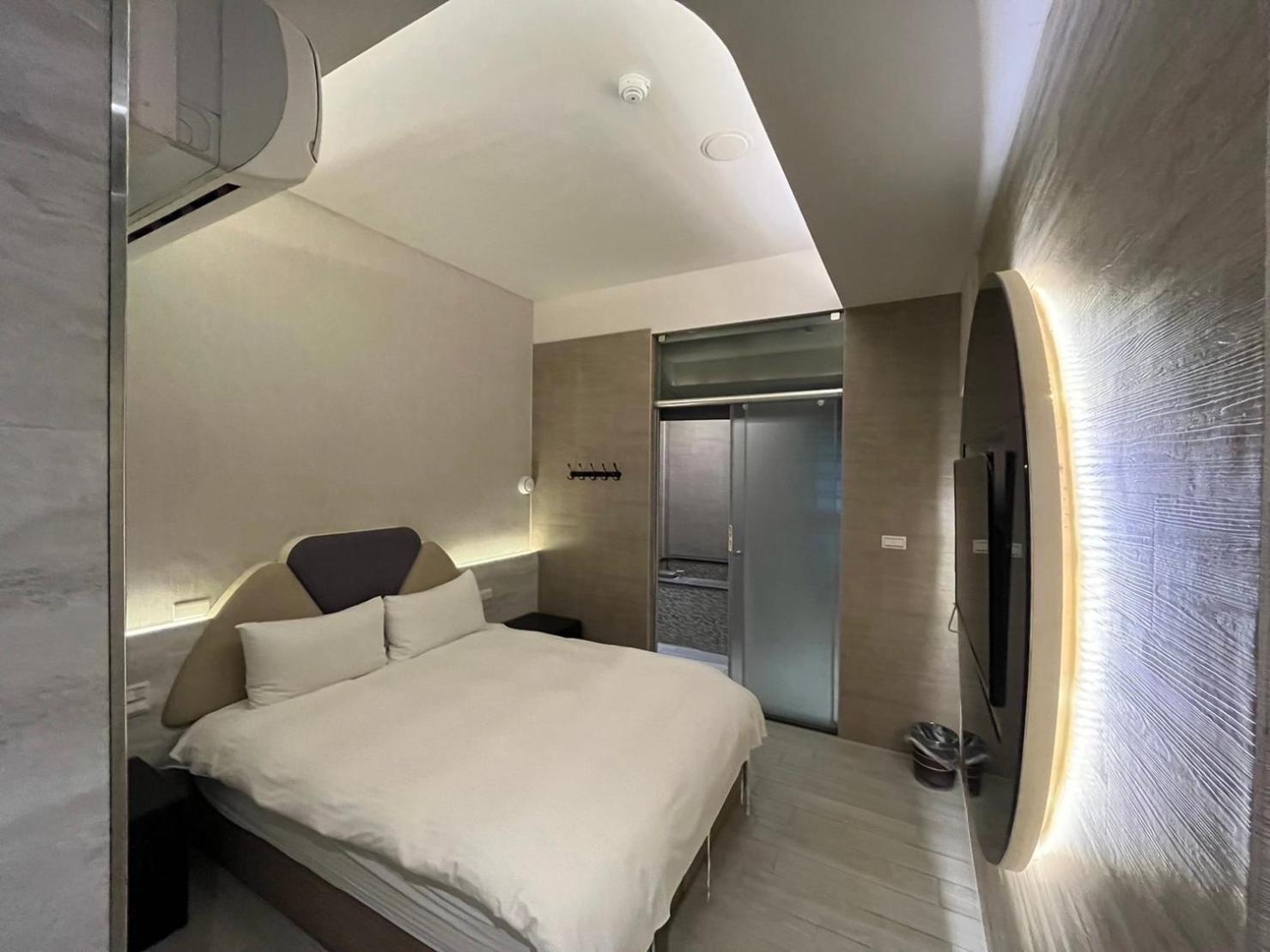 Standard Double Room photo 2