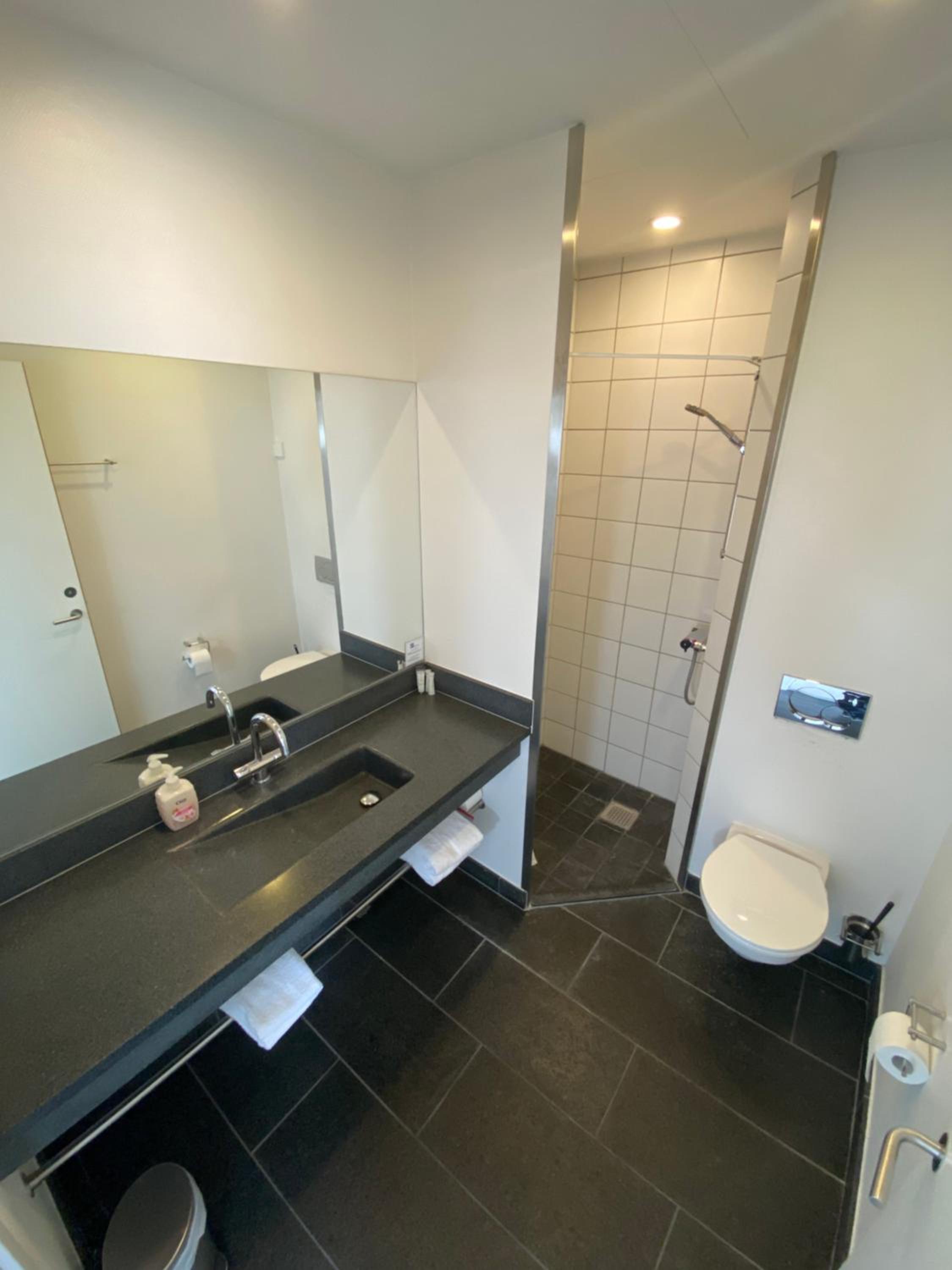 Lejlighed med udsigt til gårdhave,  stueetage. Max 4 pers - Photo 6