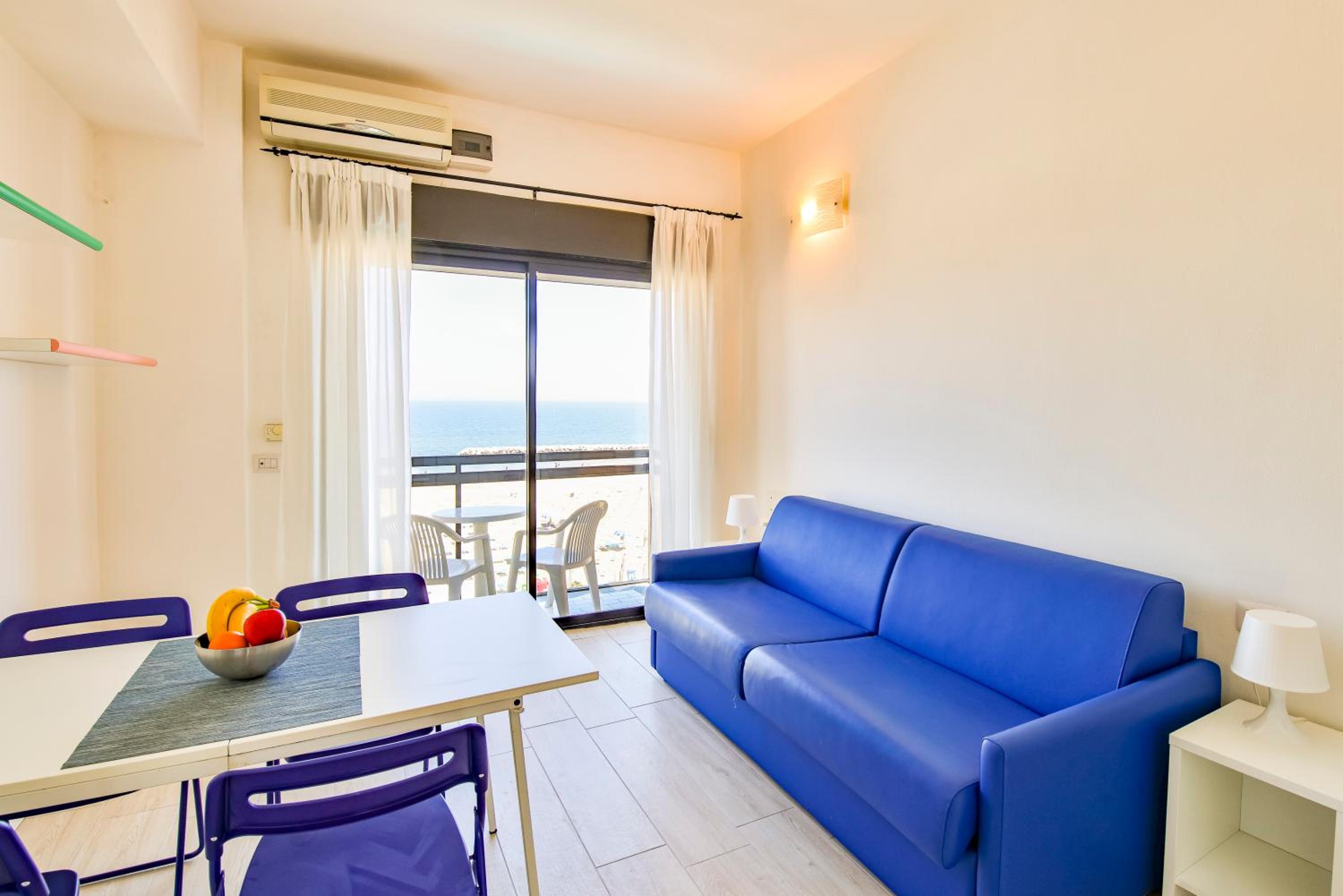 Apartment with Sea View photo 3