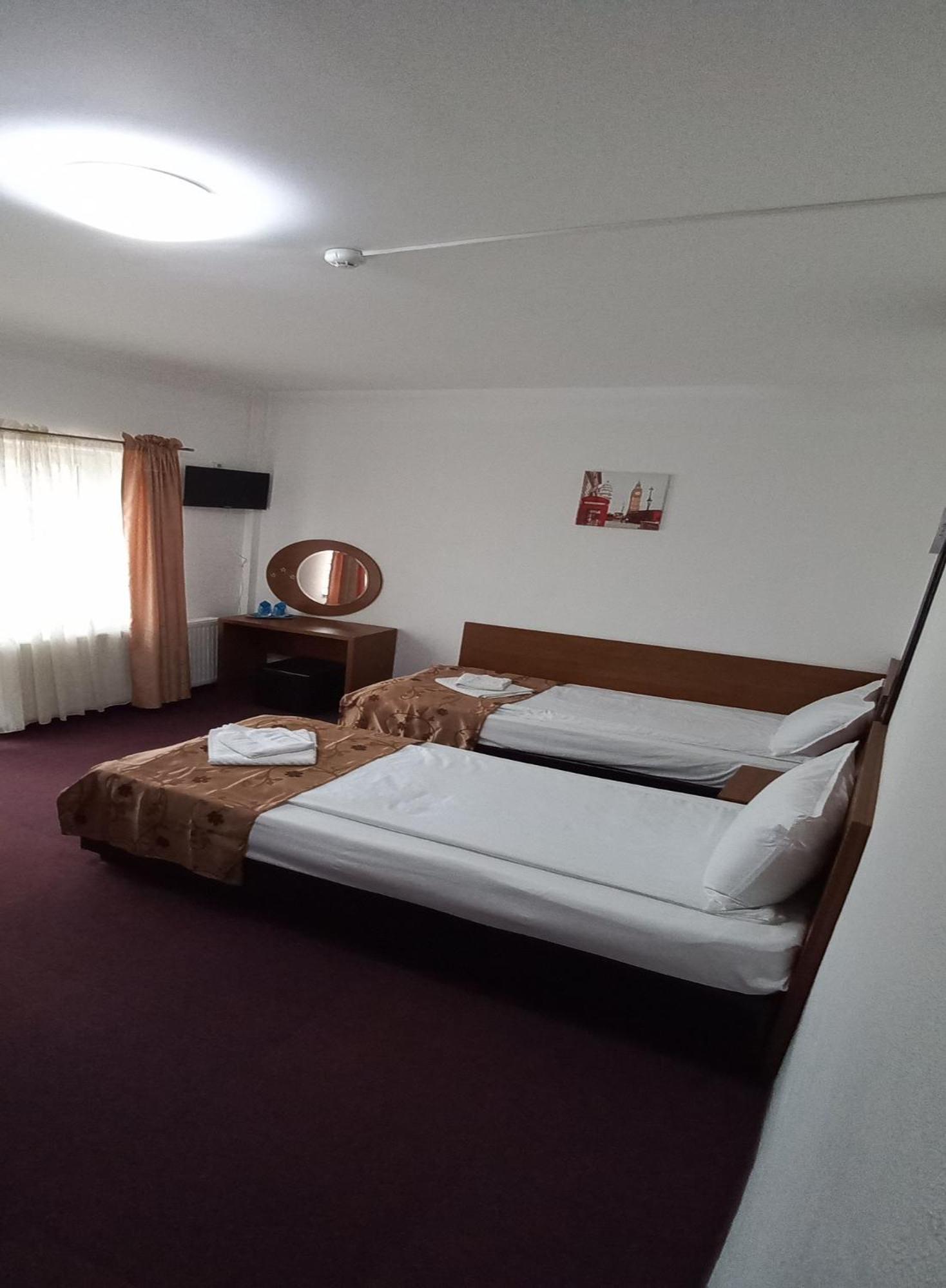 Twin Room with Balcony photo 1