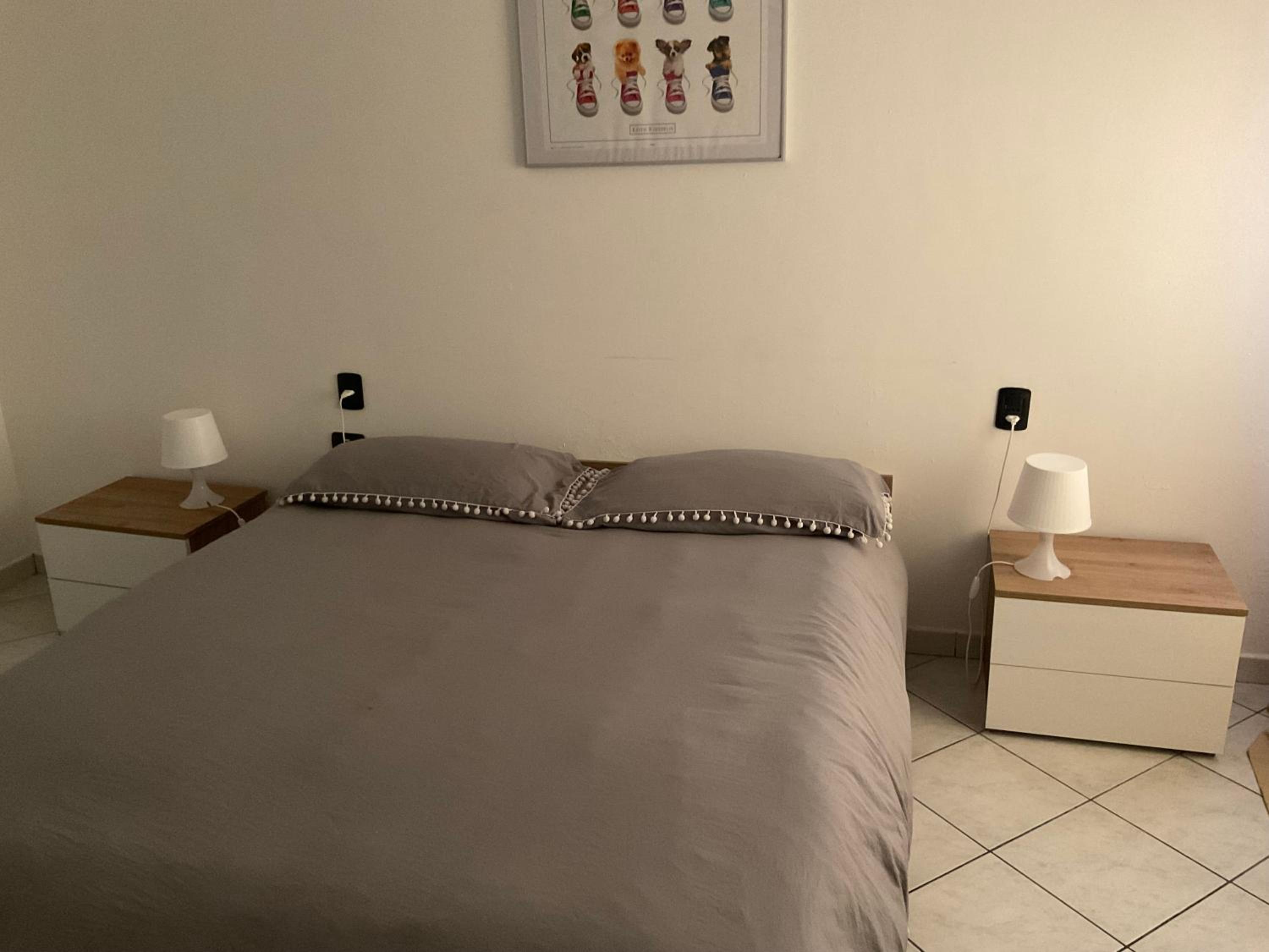 One-Bedroom Apartment photo 3