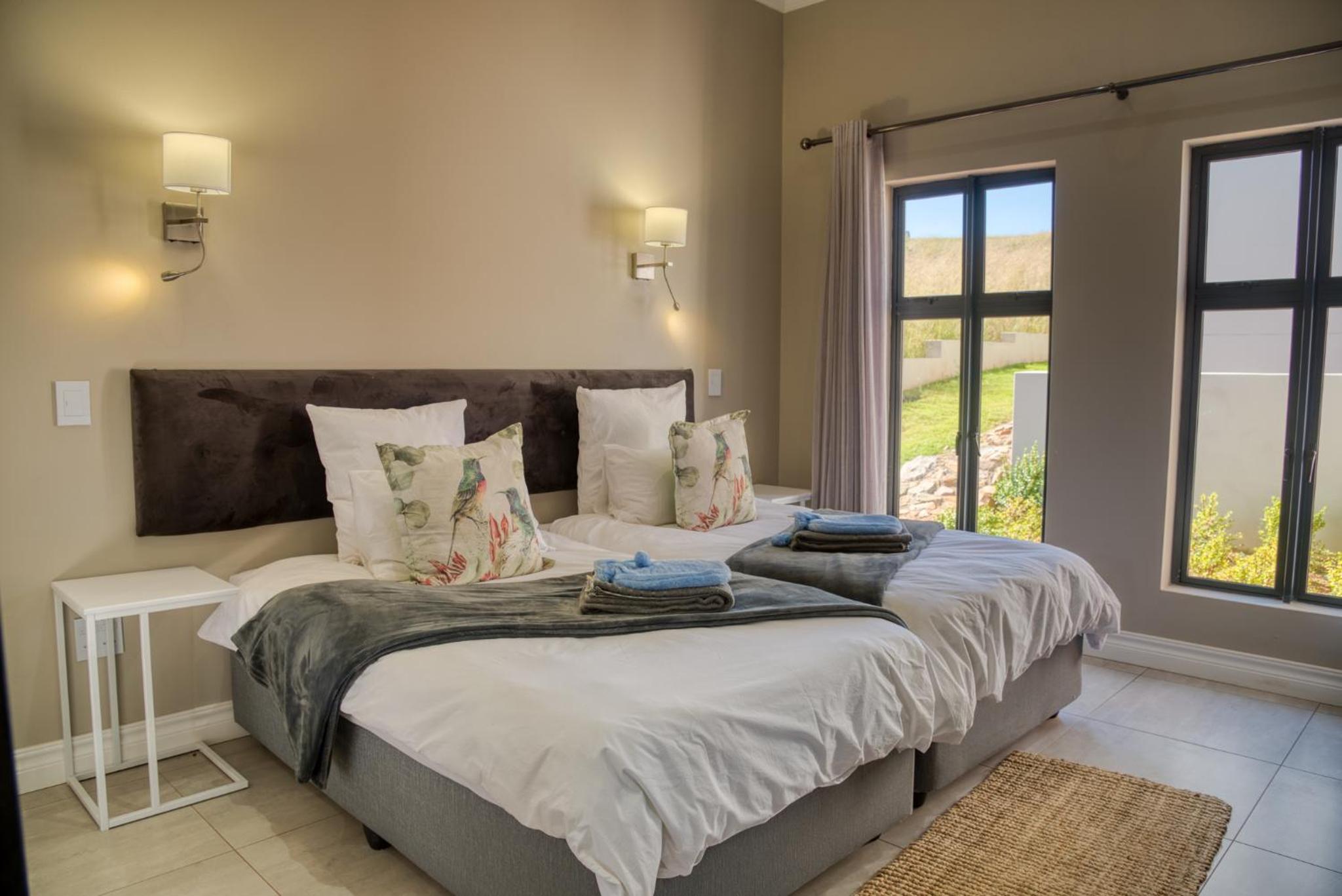 Four-Bedroom House photo 1