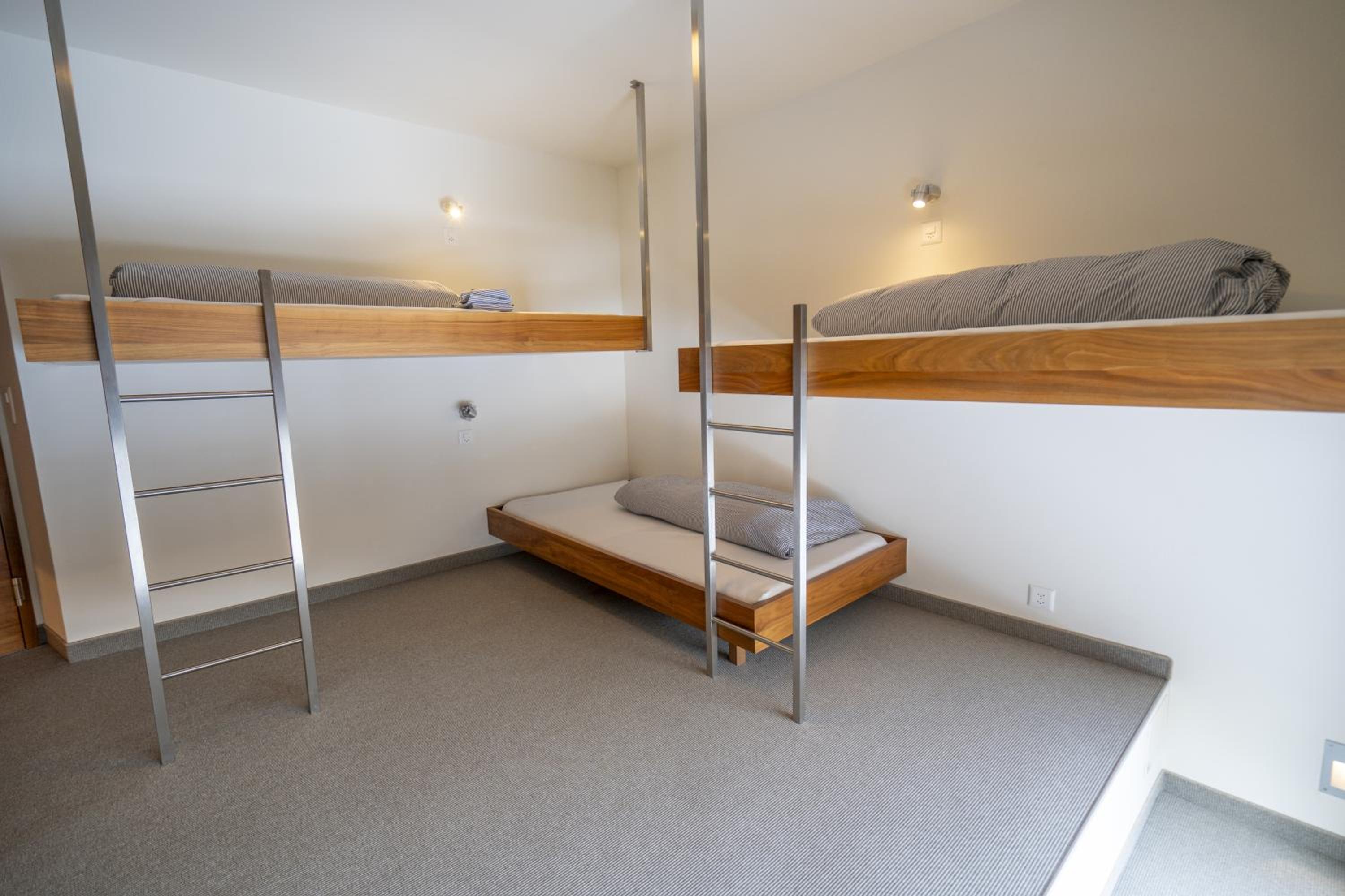 Deluxe Apartment photo 2