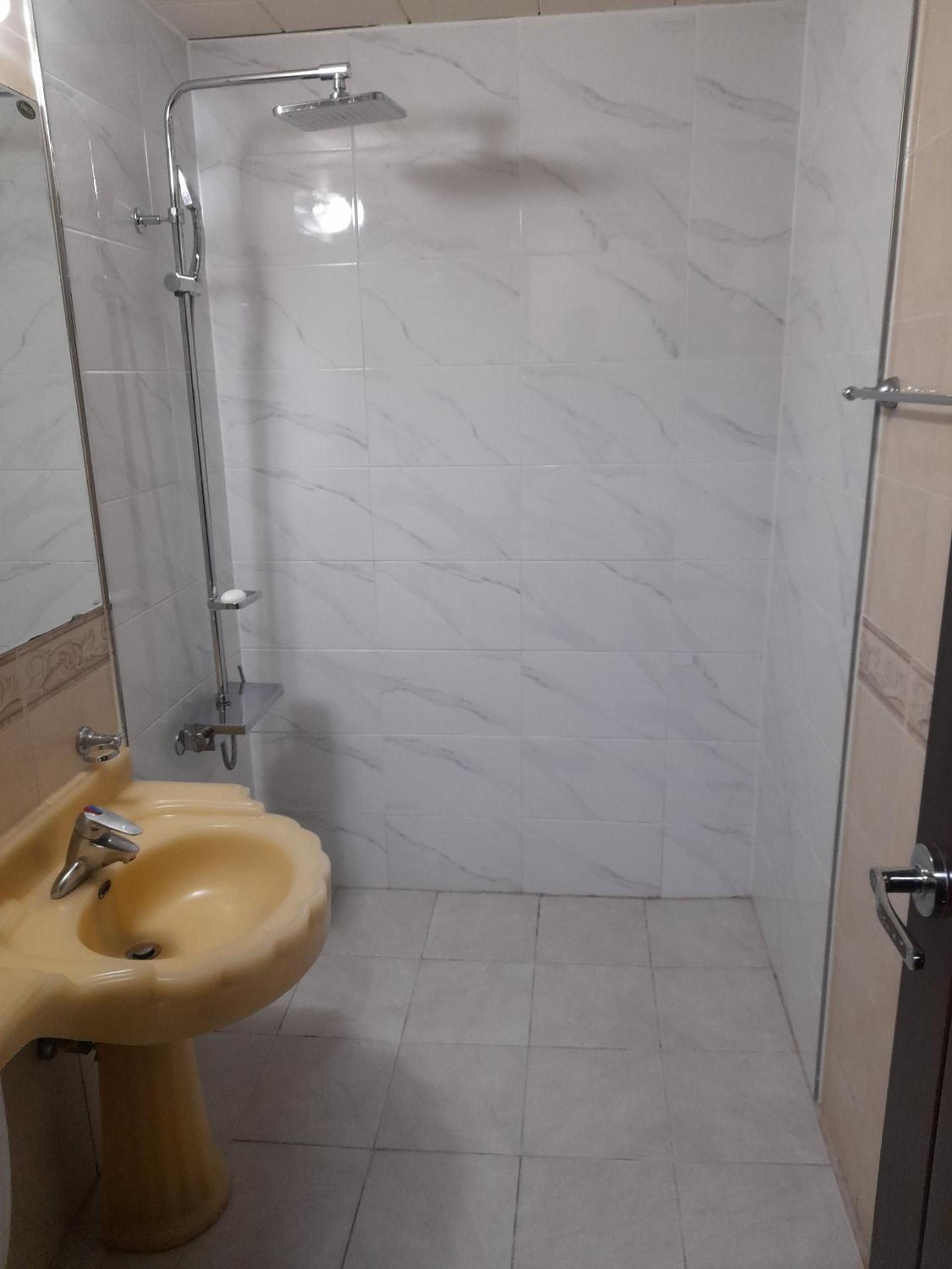Deluxe Twin Room - Photo 12