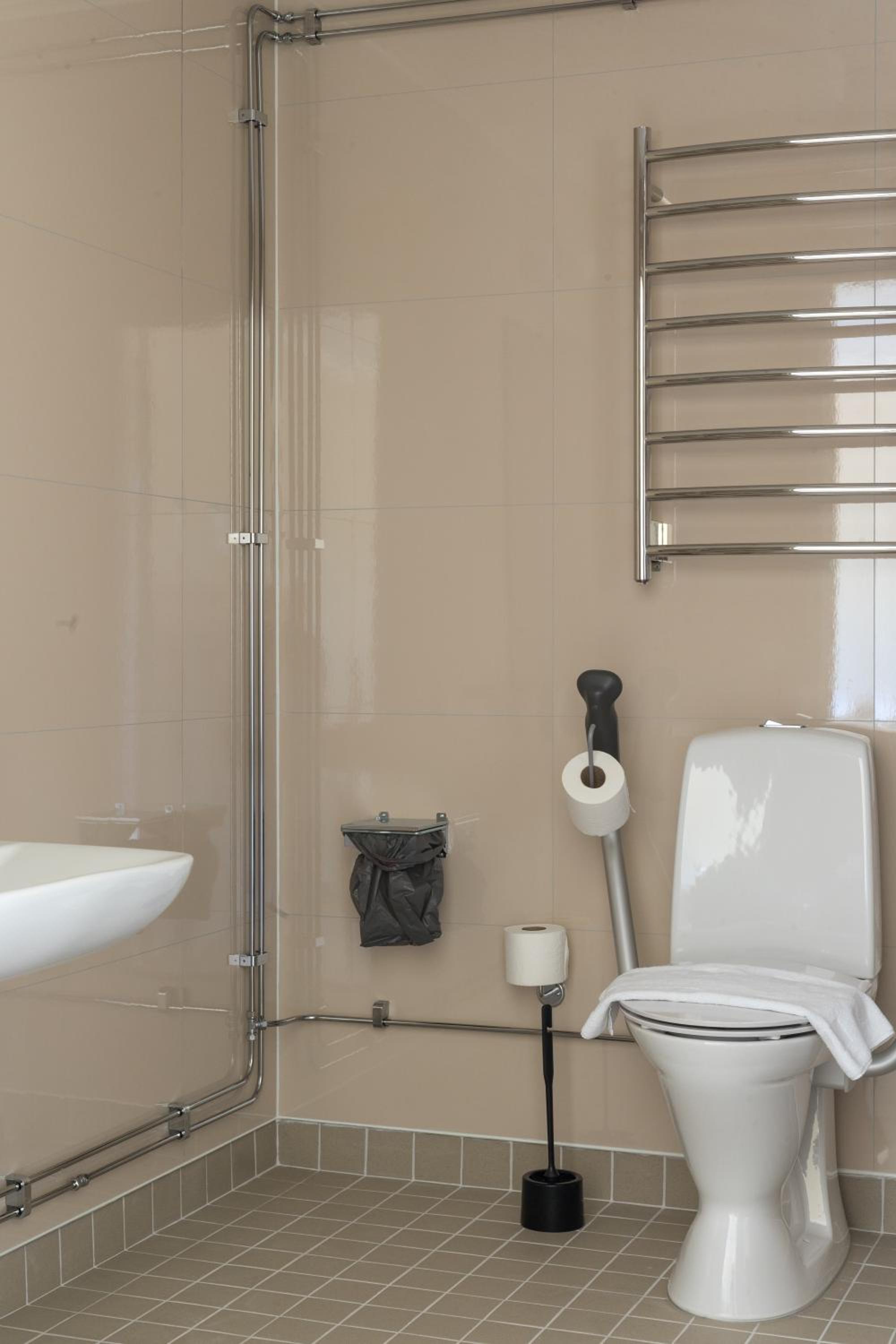 Standard Quadruple Room - Photo 4