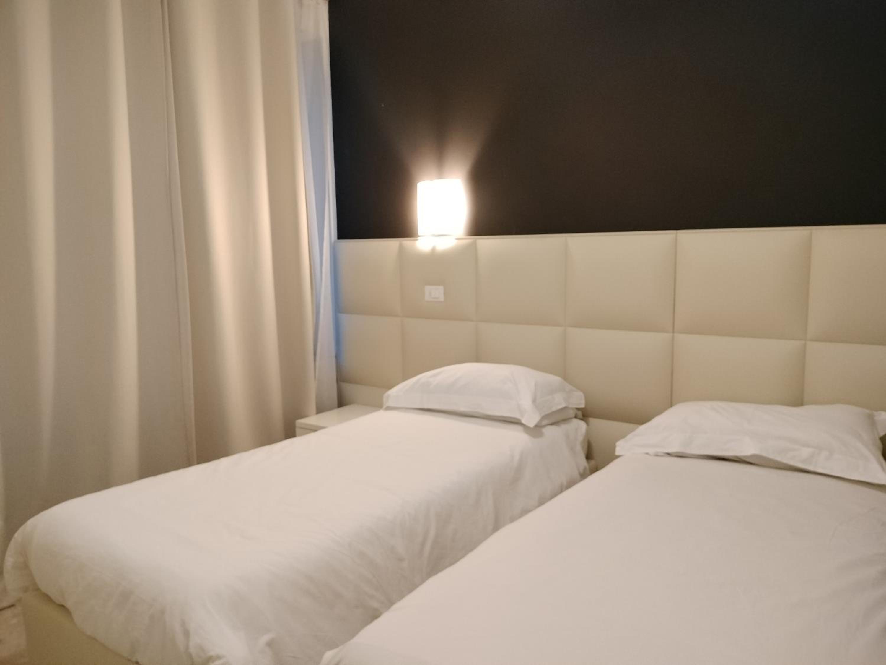 Deluxe Quadruple Room photo 1