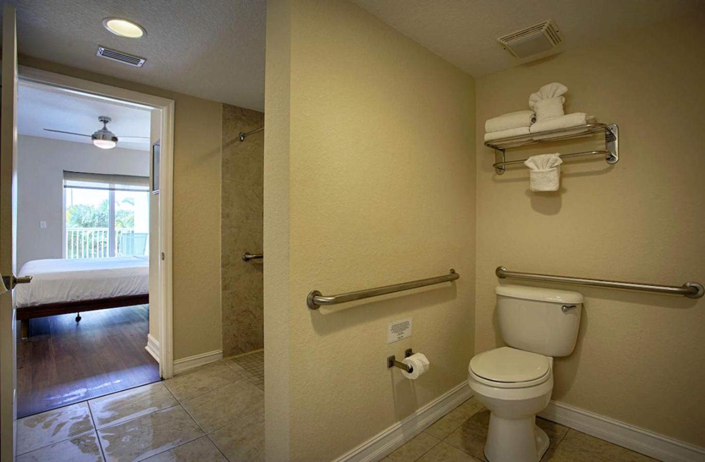 One-Bedroom Suite - Disability Access - Photo 2