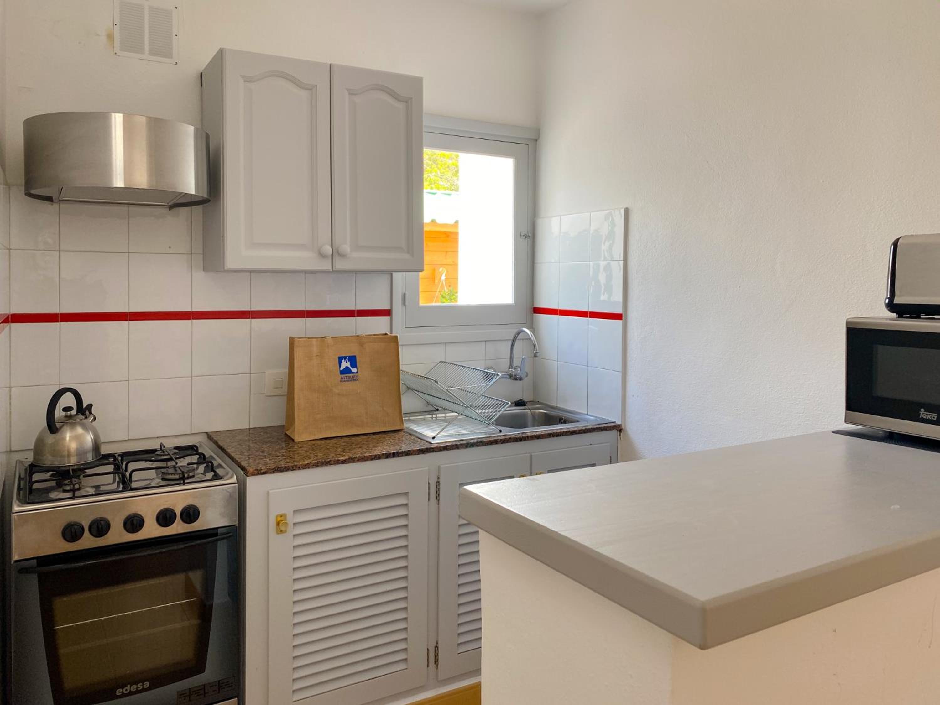Apartment with Sea View - Photo 15