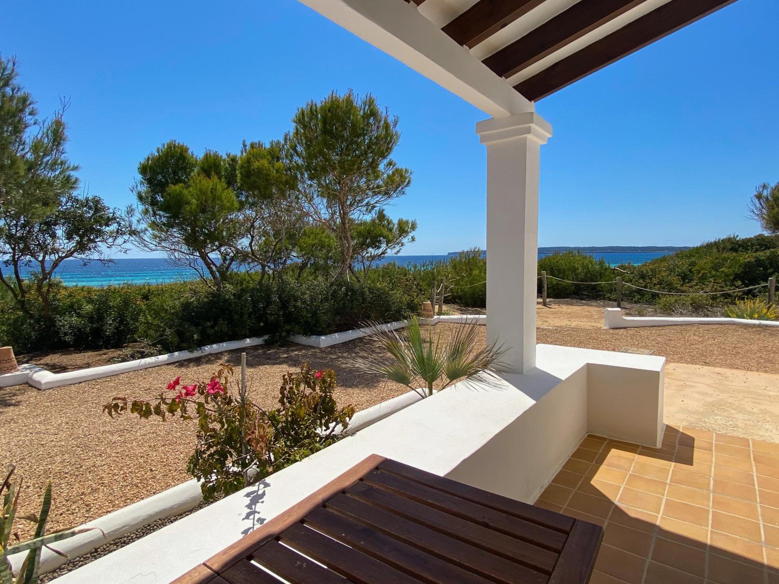 Apartment with Sea View - Photo 9
