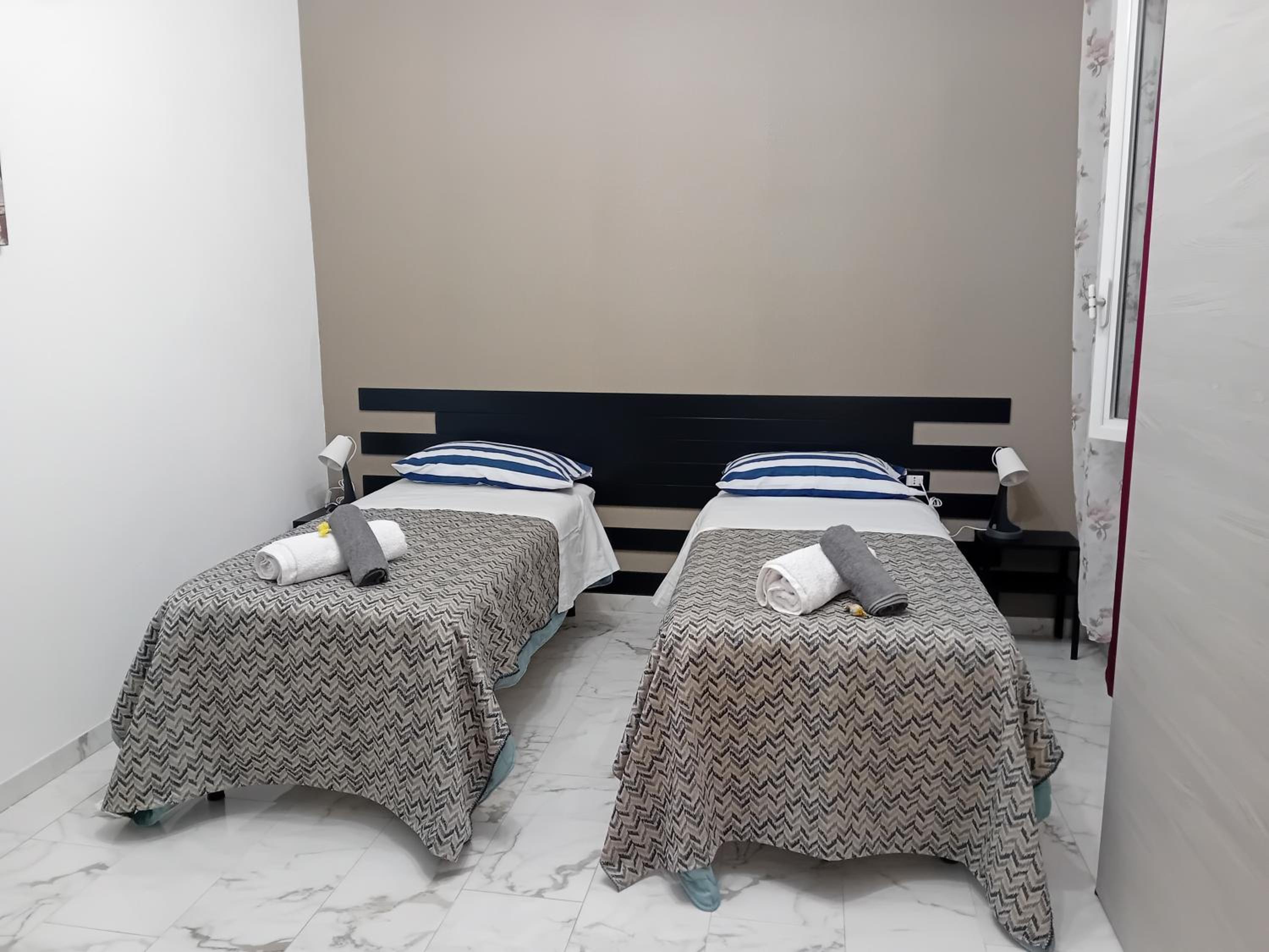 Double or Twin Room photo 3
