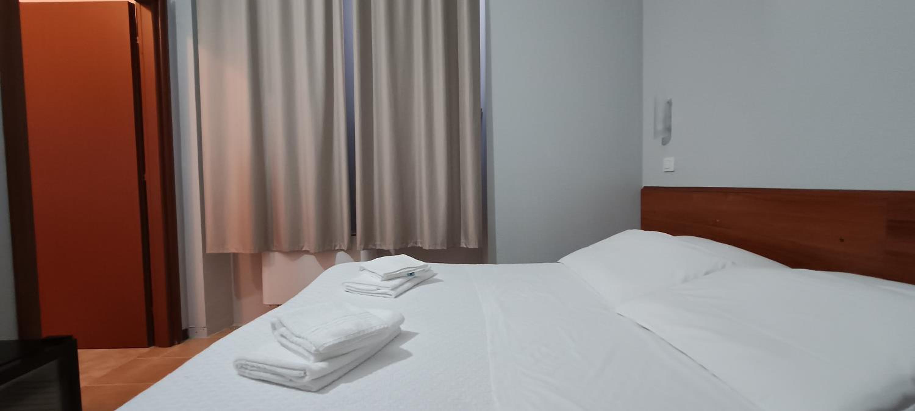 Economy Double Room - Photo 3