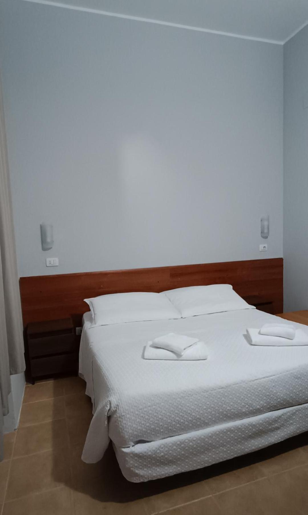 Economy Double Room - Photo 1