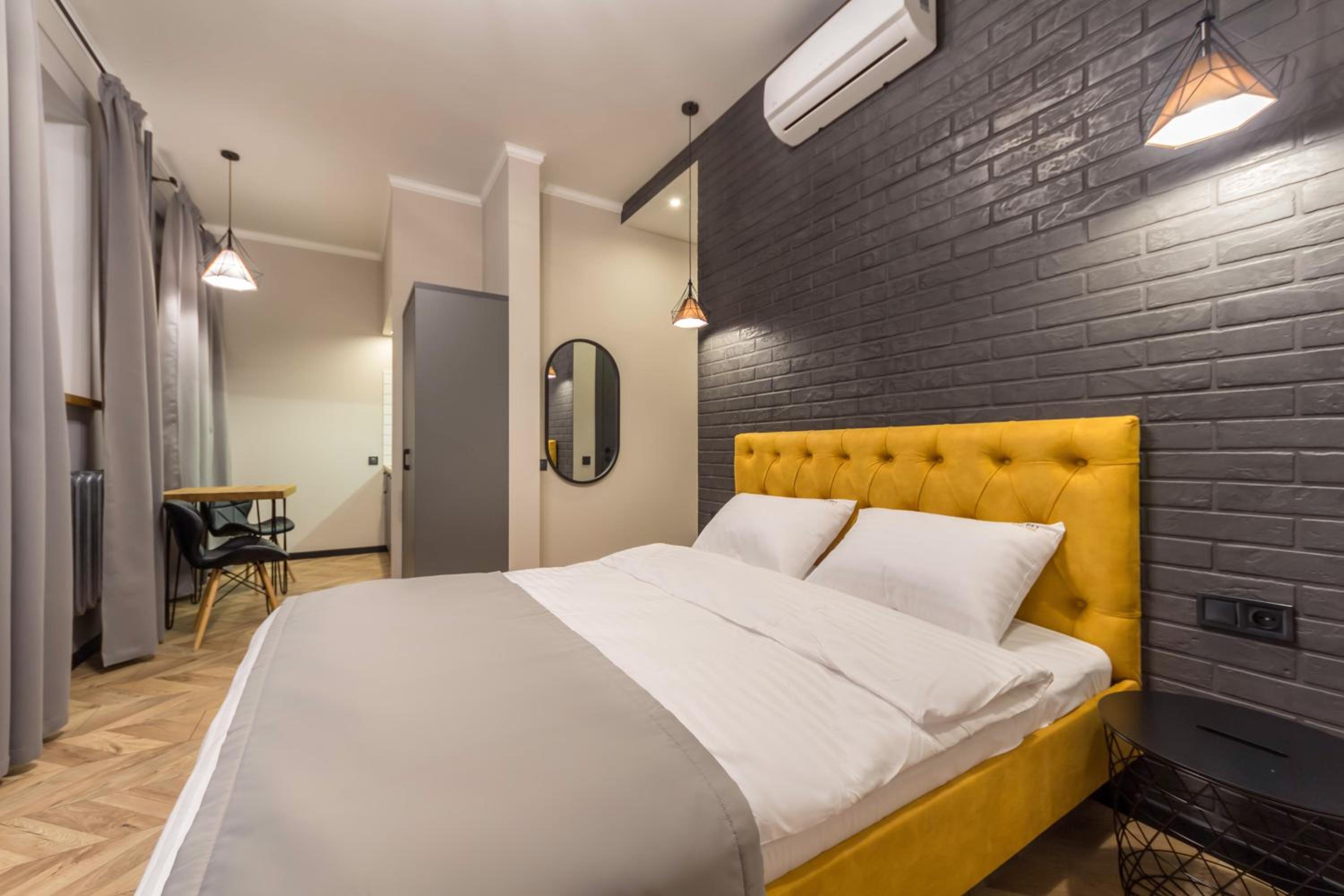 Standard Studio - Mykhailivska str. 24V