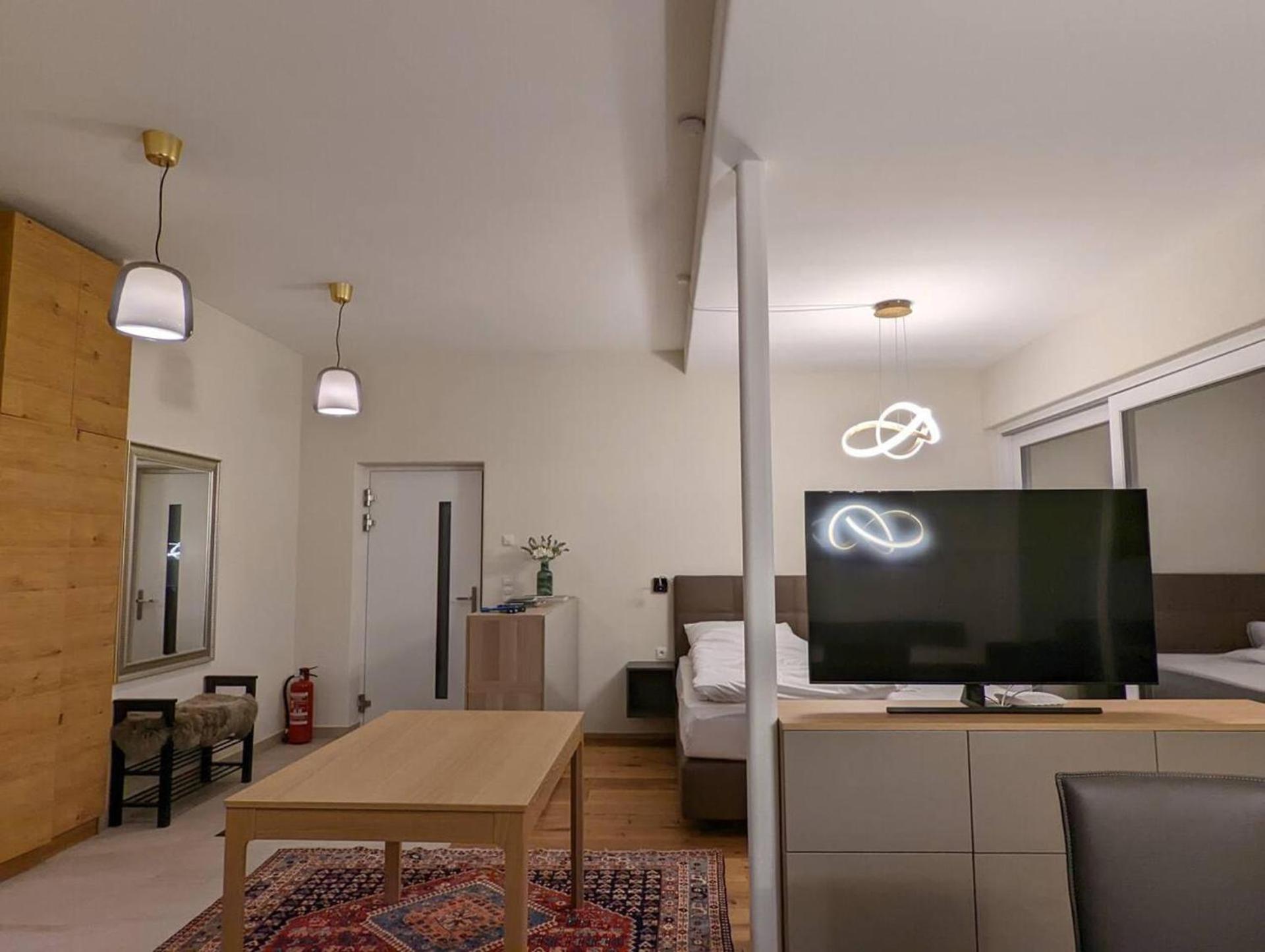 Apartment photo 1