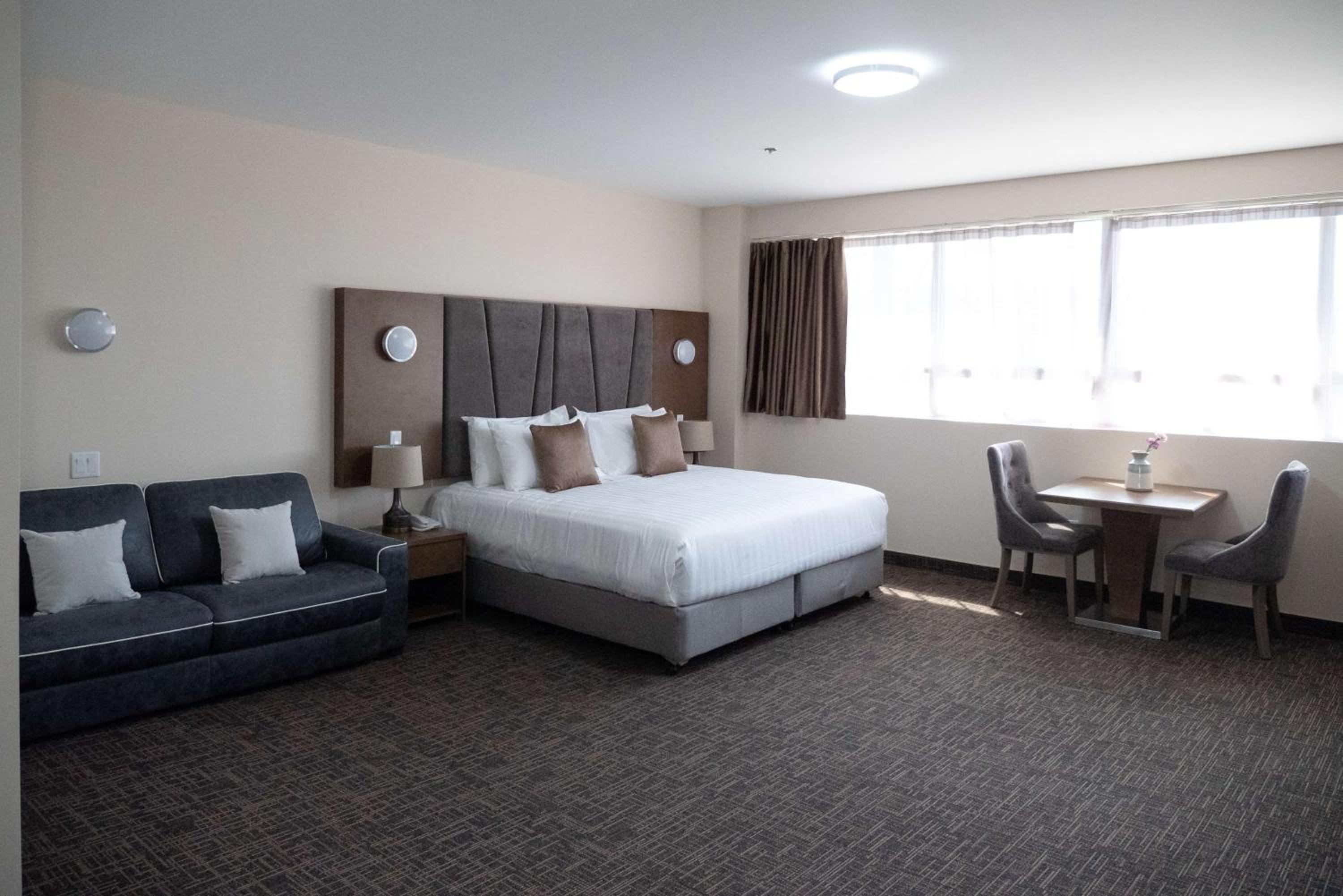 King Suite with Kitchen