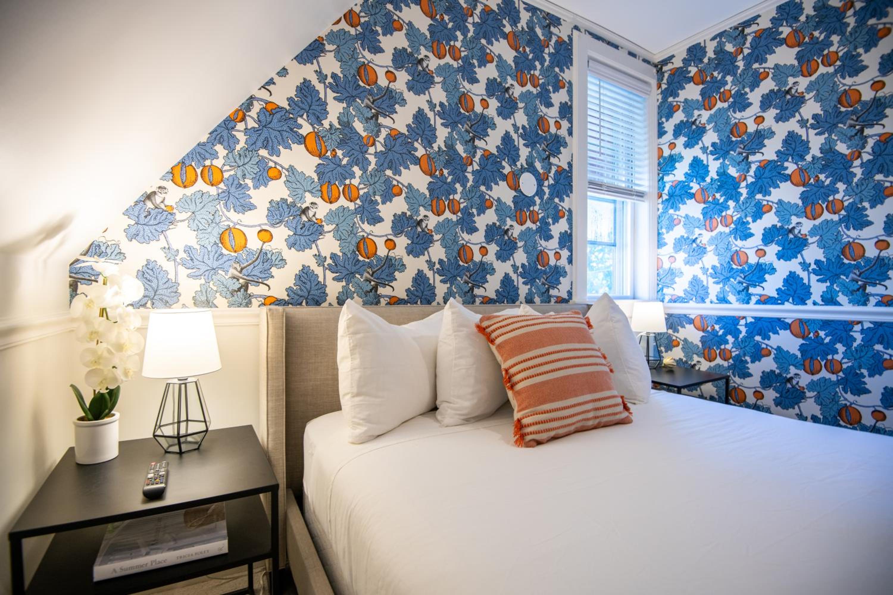 Deluxe Queen Room photo 2