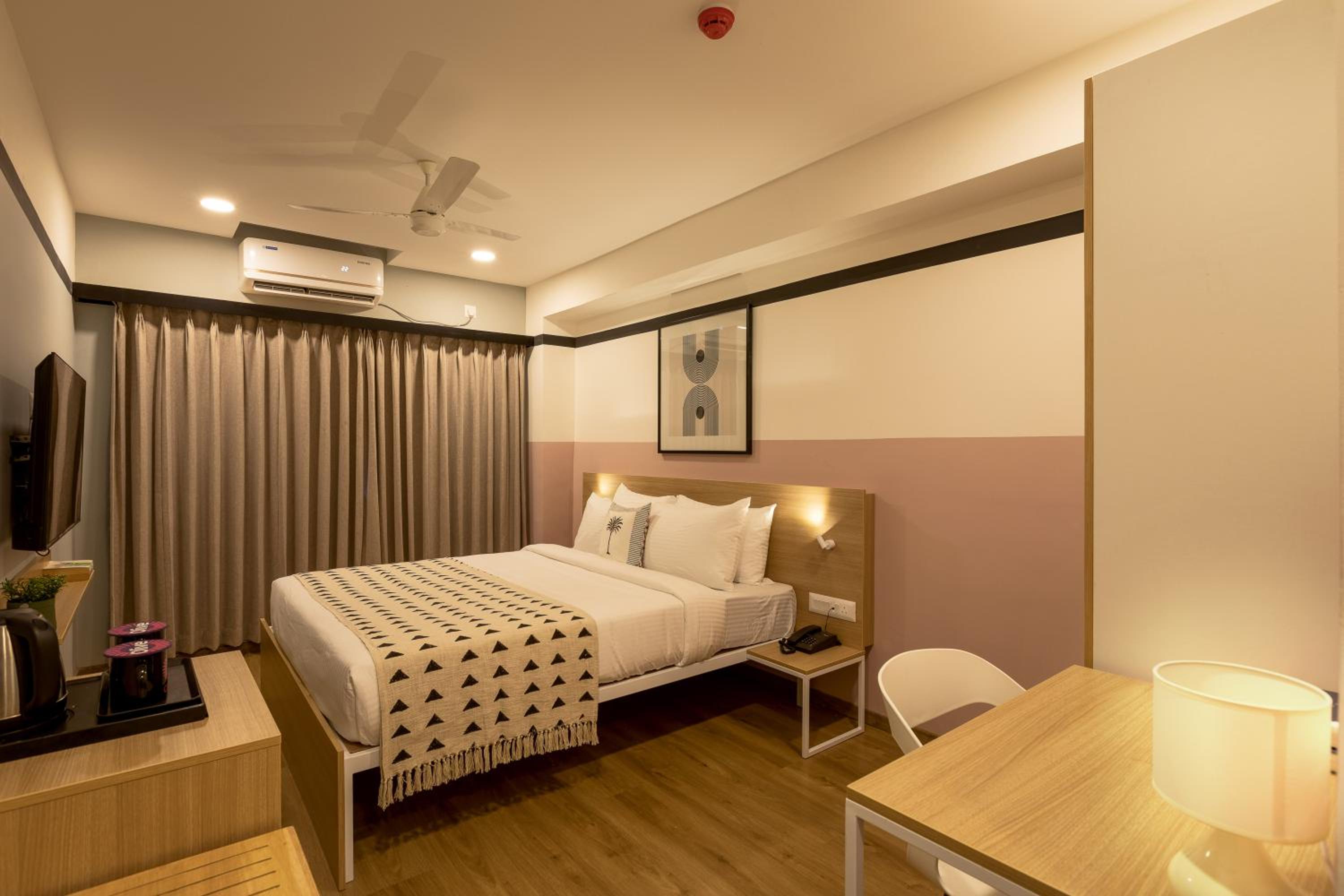 Superior Double Room - Photo 2