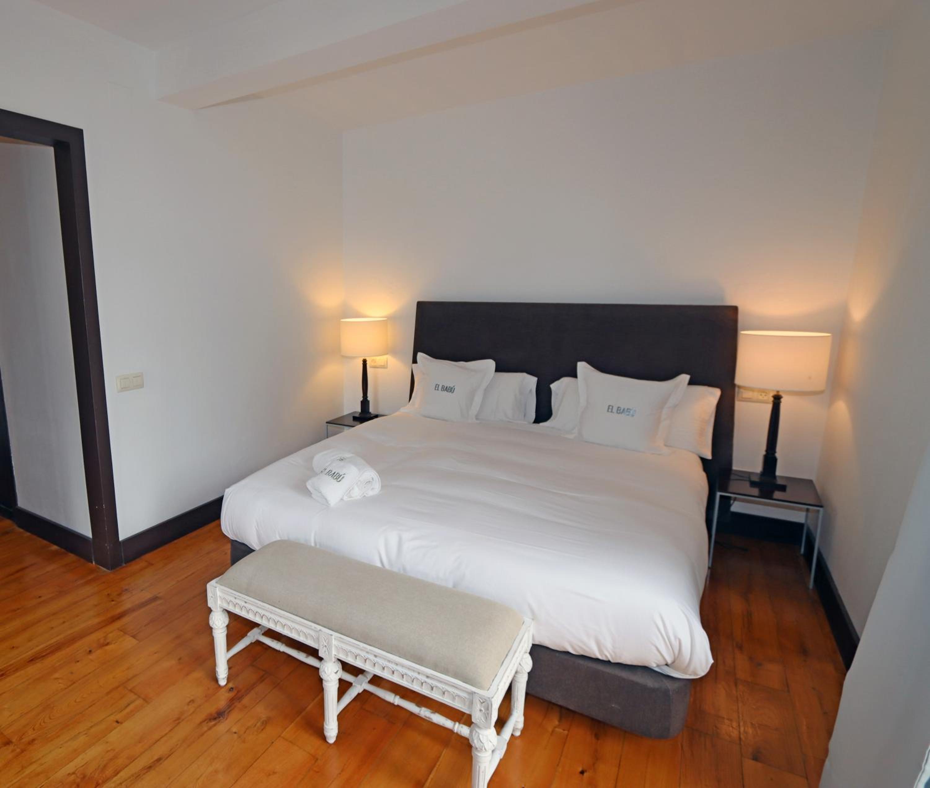 Double or Twin Room - Photo 5