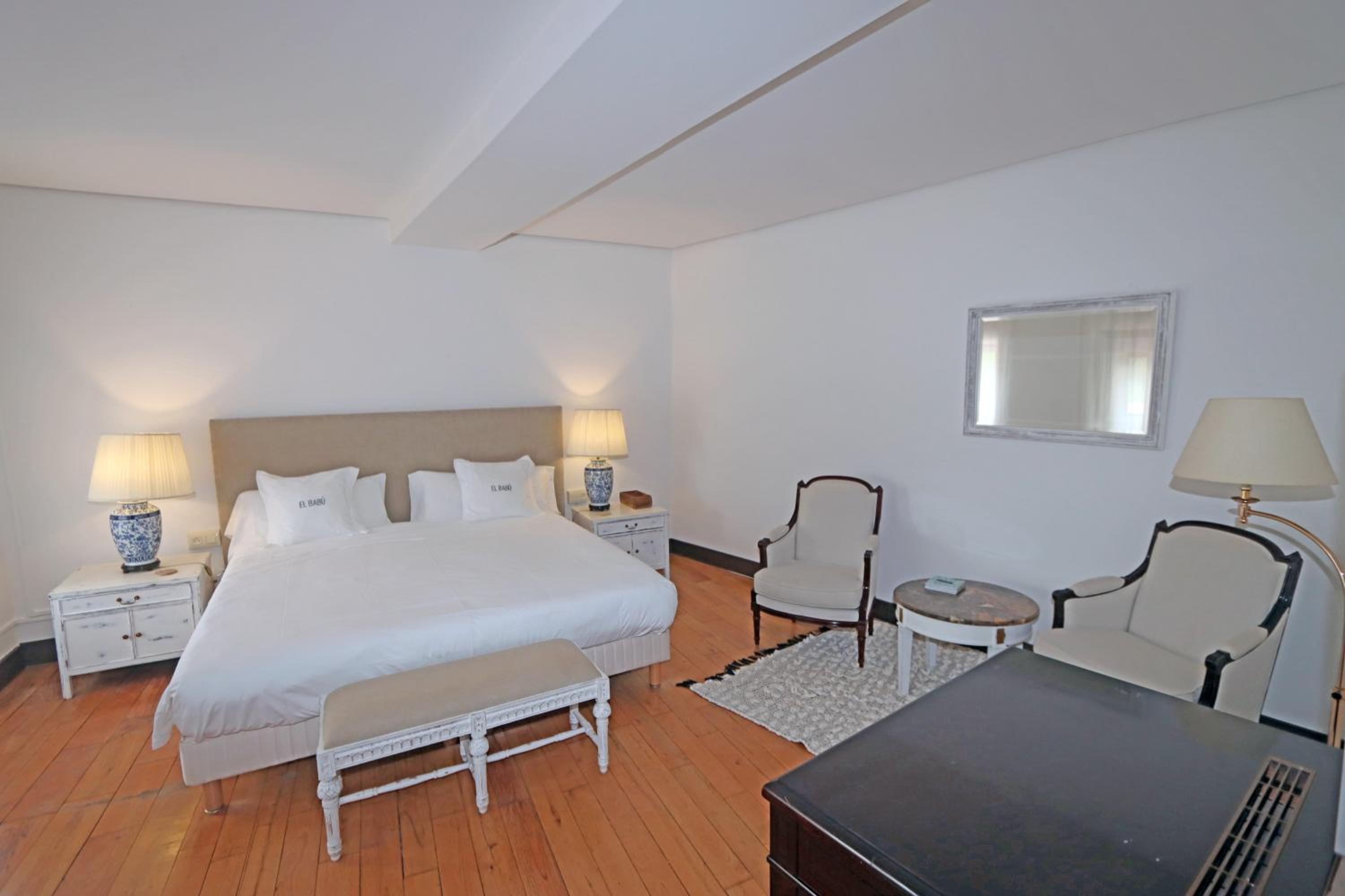 Family Room - Photo 5