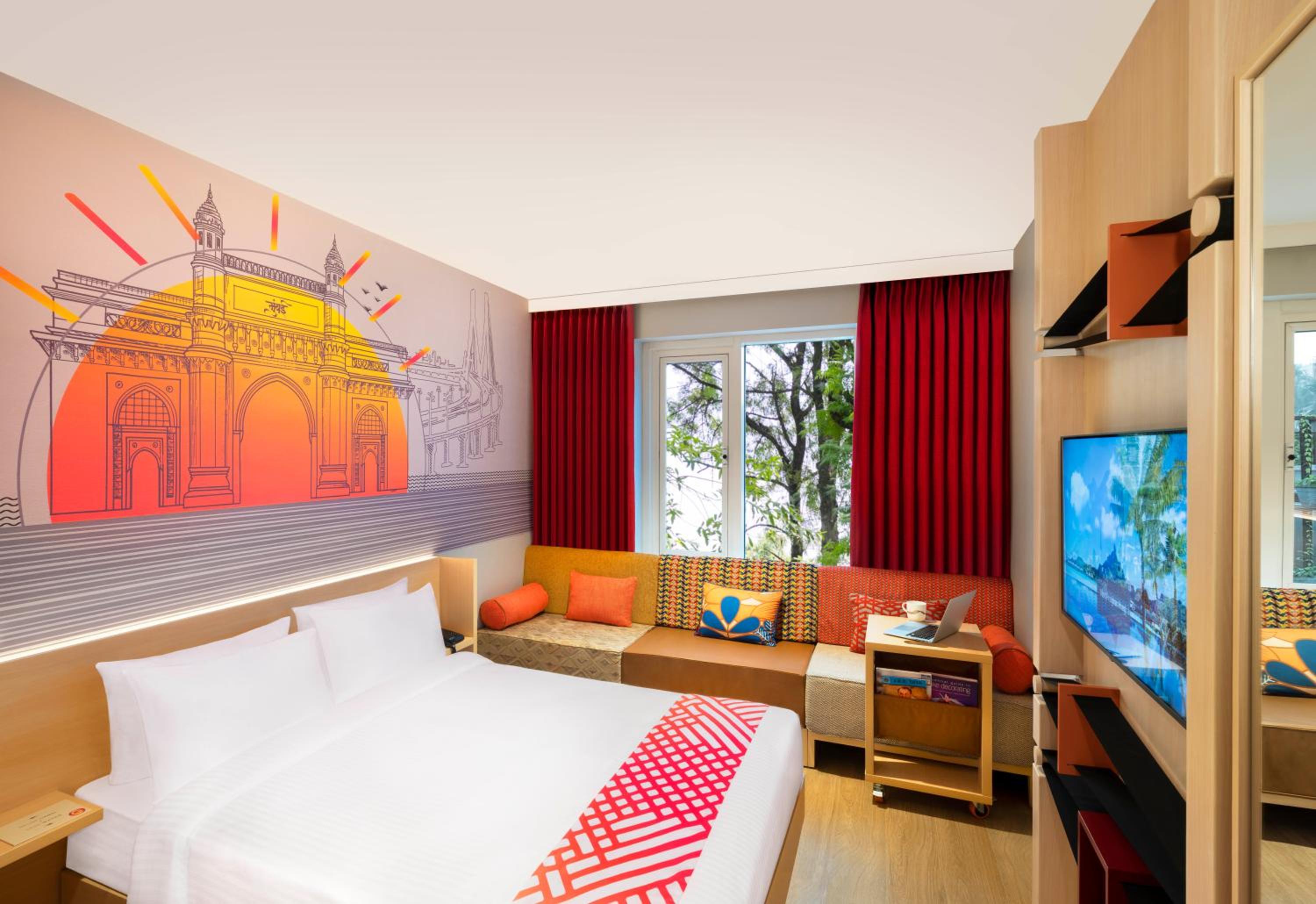 Luxe Queen Room  - Photo 1