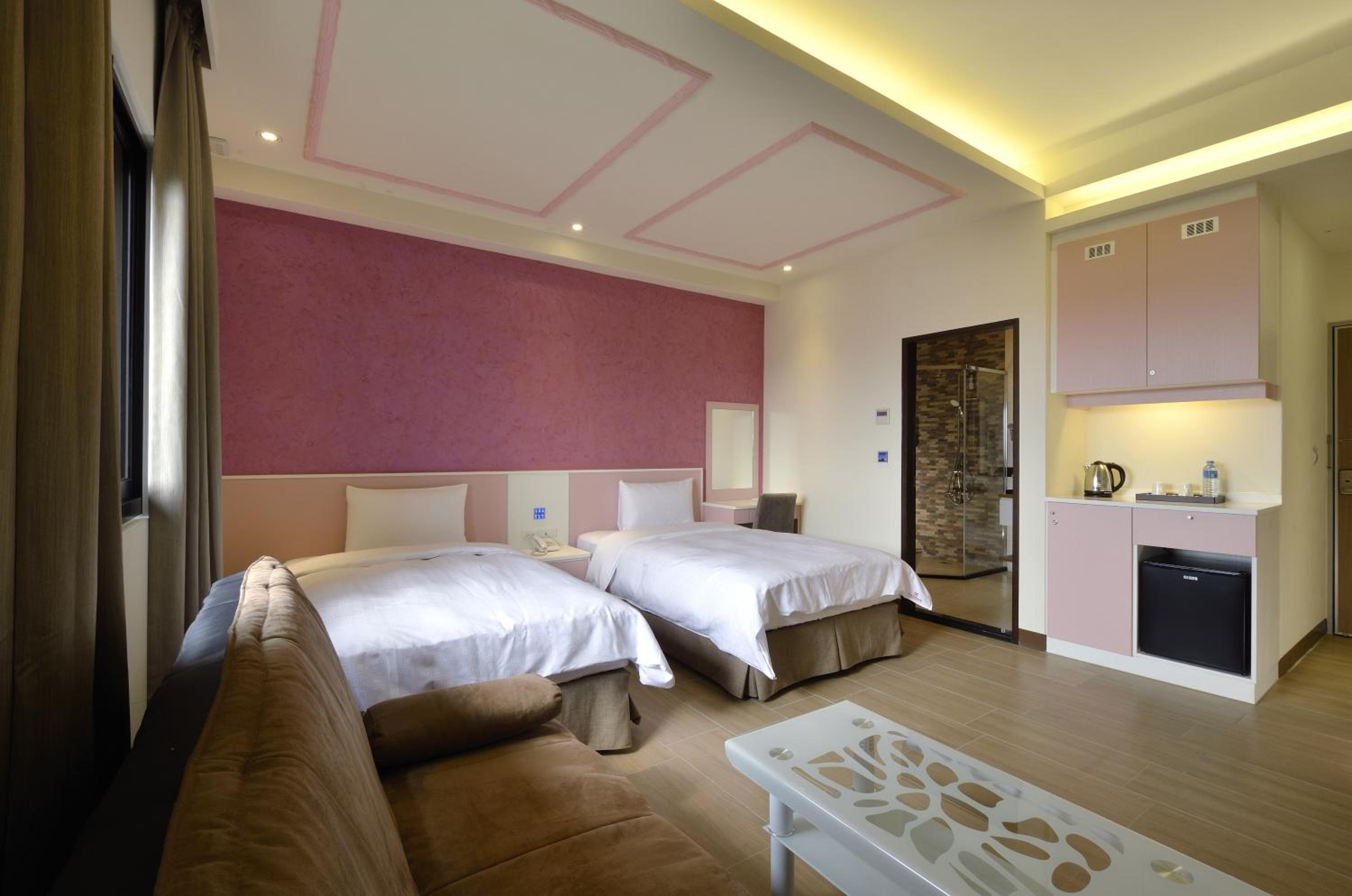 Small Twin Room photo 3